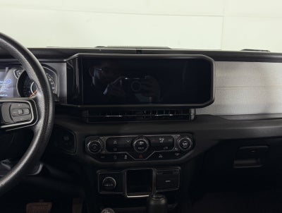 2024 Jeep Wrangler 4-Door Sport 4x4