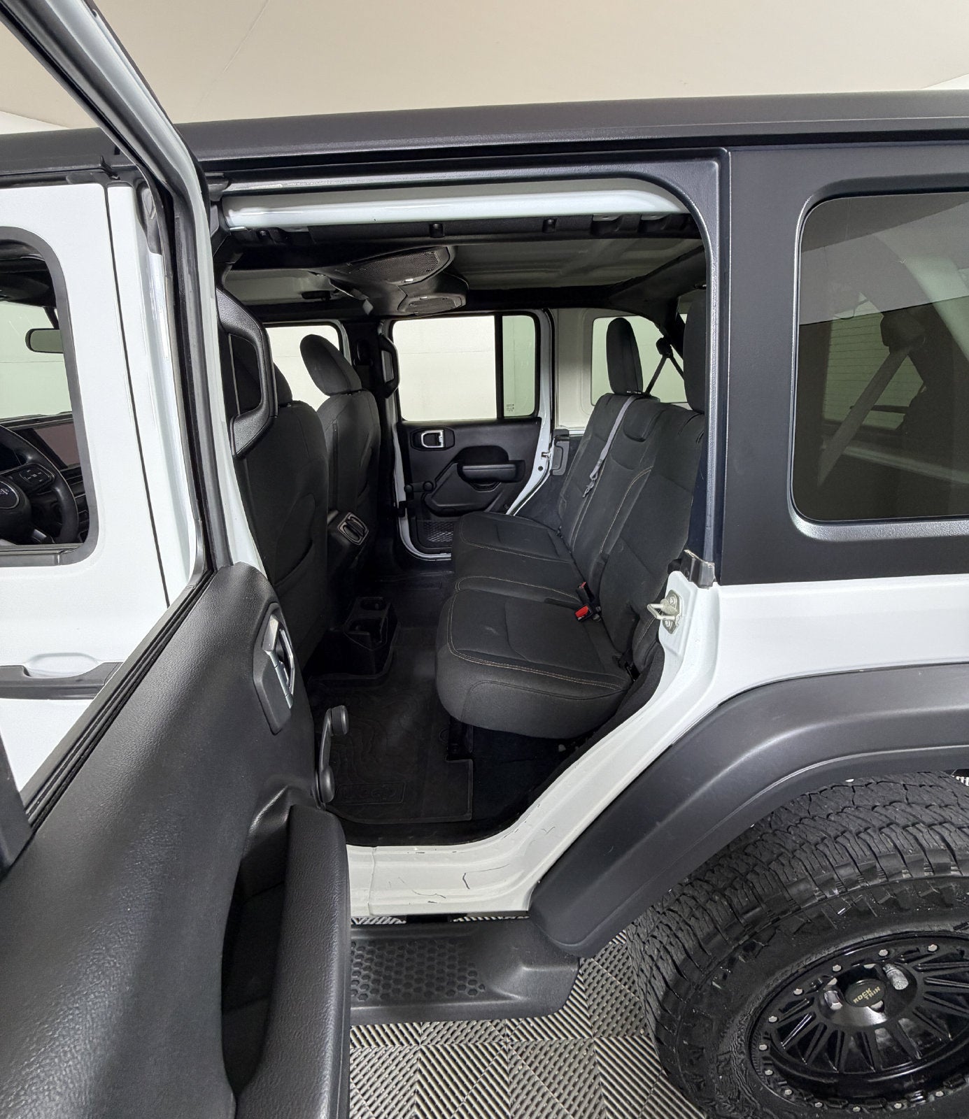 2024 Jeep Wrangler 4-Door Sport 4x4