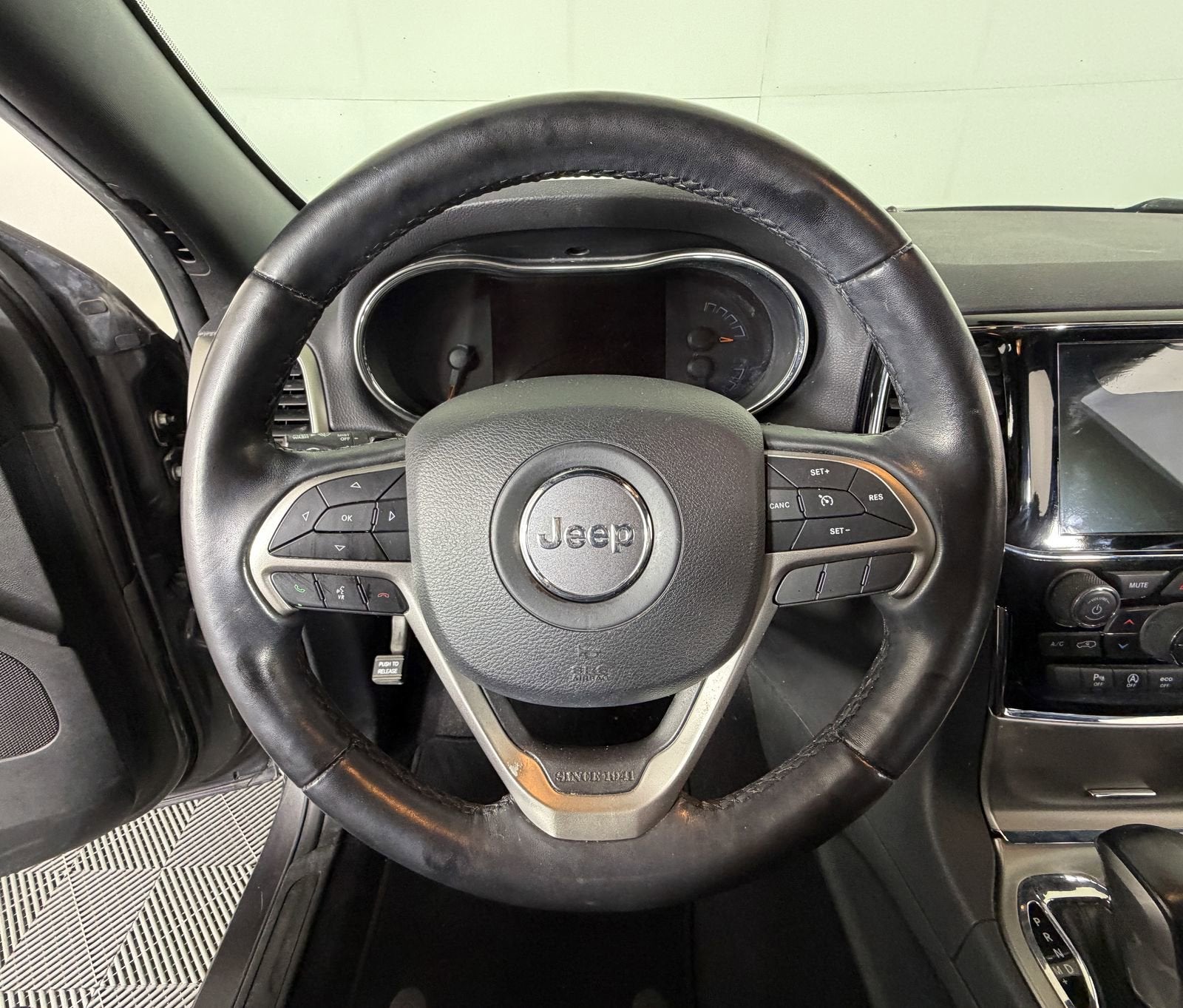 2020 Jeep Grand Cherokee Altitude 4x2
