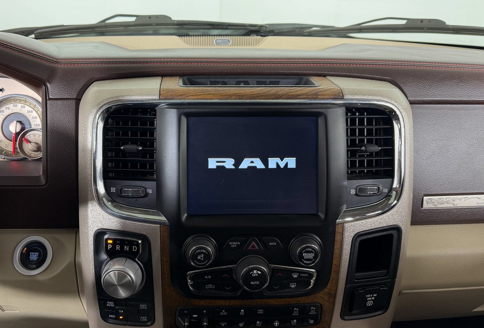 2018 RAM 1500 Longhorn Crew Cab 4x4 6'4" Box