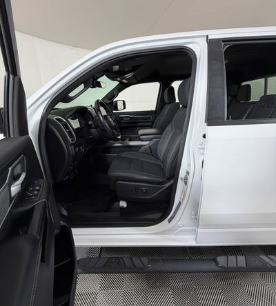 2021 RAM 1500 Big Horn Crew Cab 4x4 5'7" Box
