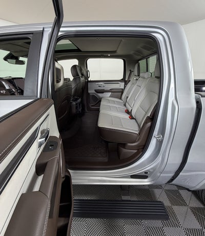 2026 RAM 1500 Laramie Crew Cab 4x4 5'7" Box