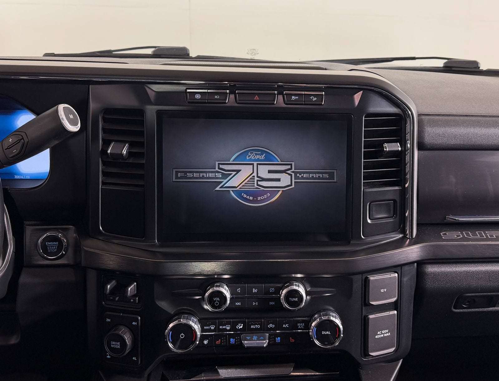 2023 Ford F-250 LARIAT