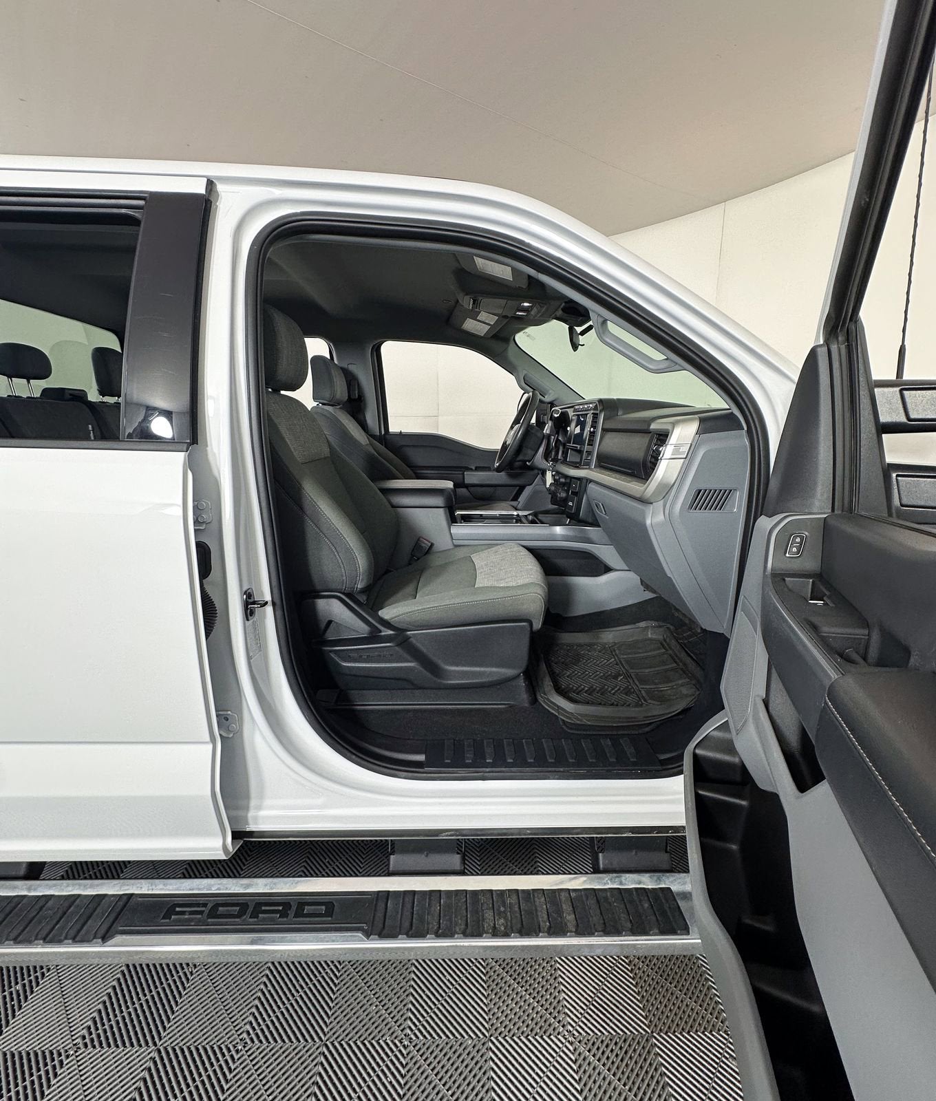 2024 Ford F-350 XLT