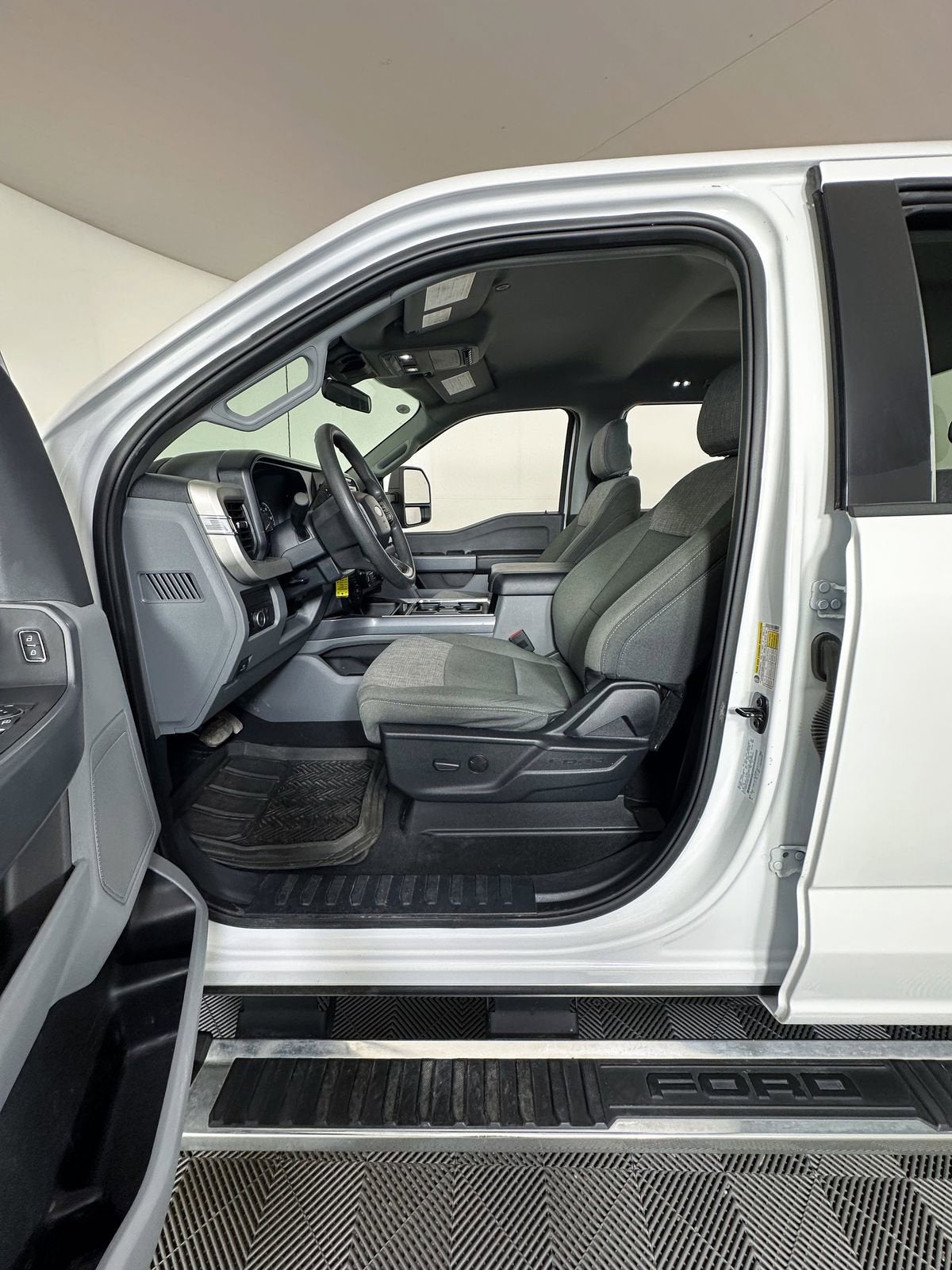 2024 Ford F-350 XLT