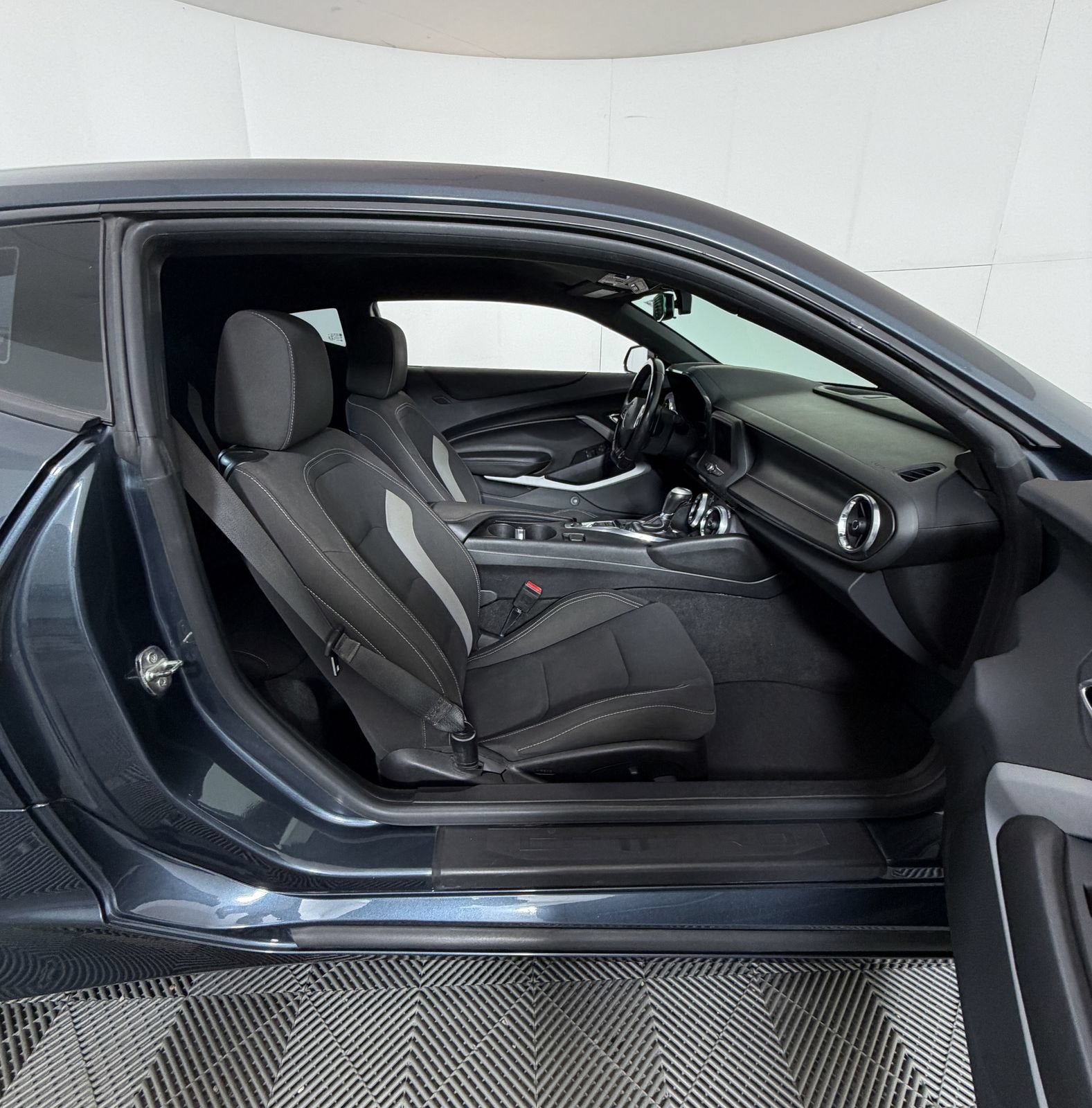 2019 Chevrolet Camaro 1LT