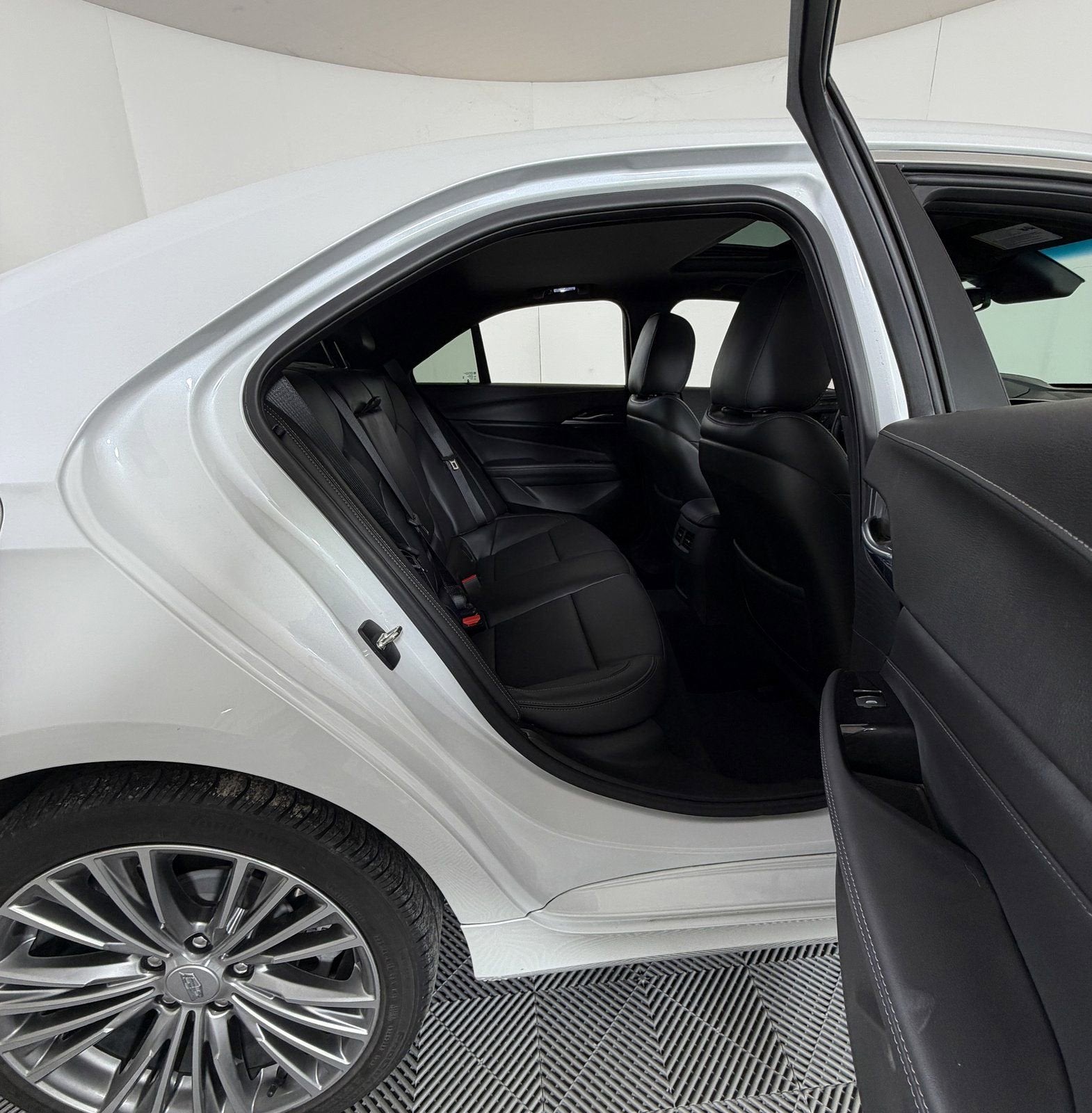 2024 Cadillac CT4 Premium Luxury