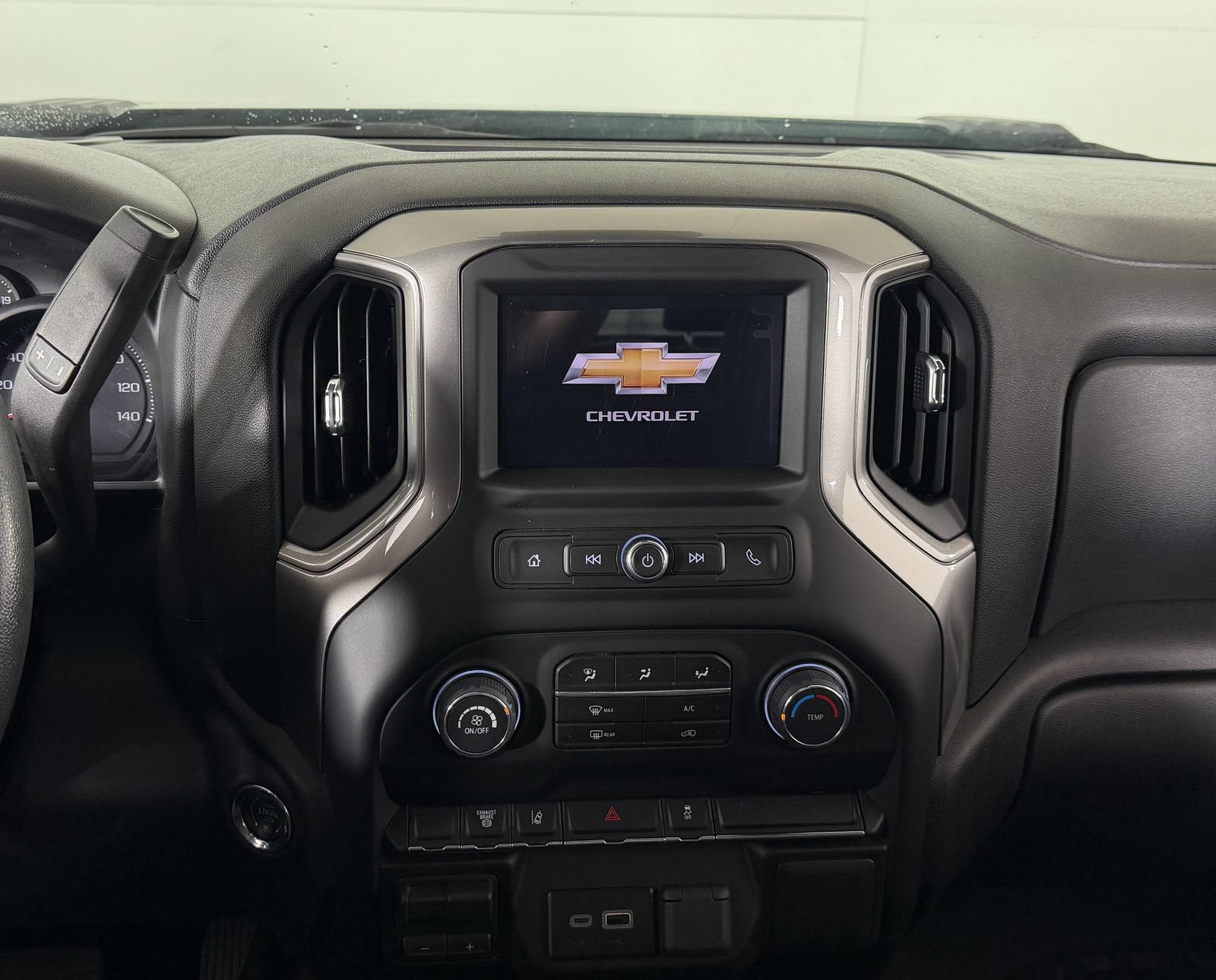 2026 Chevrolet Silverado 3500 HD WT DRW