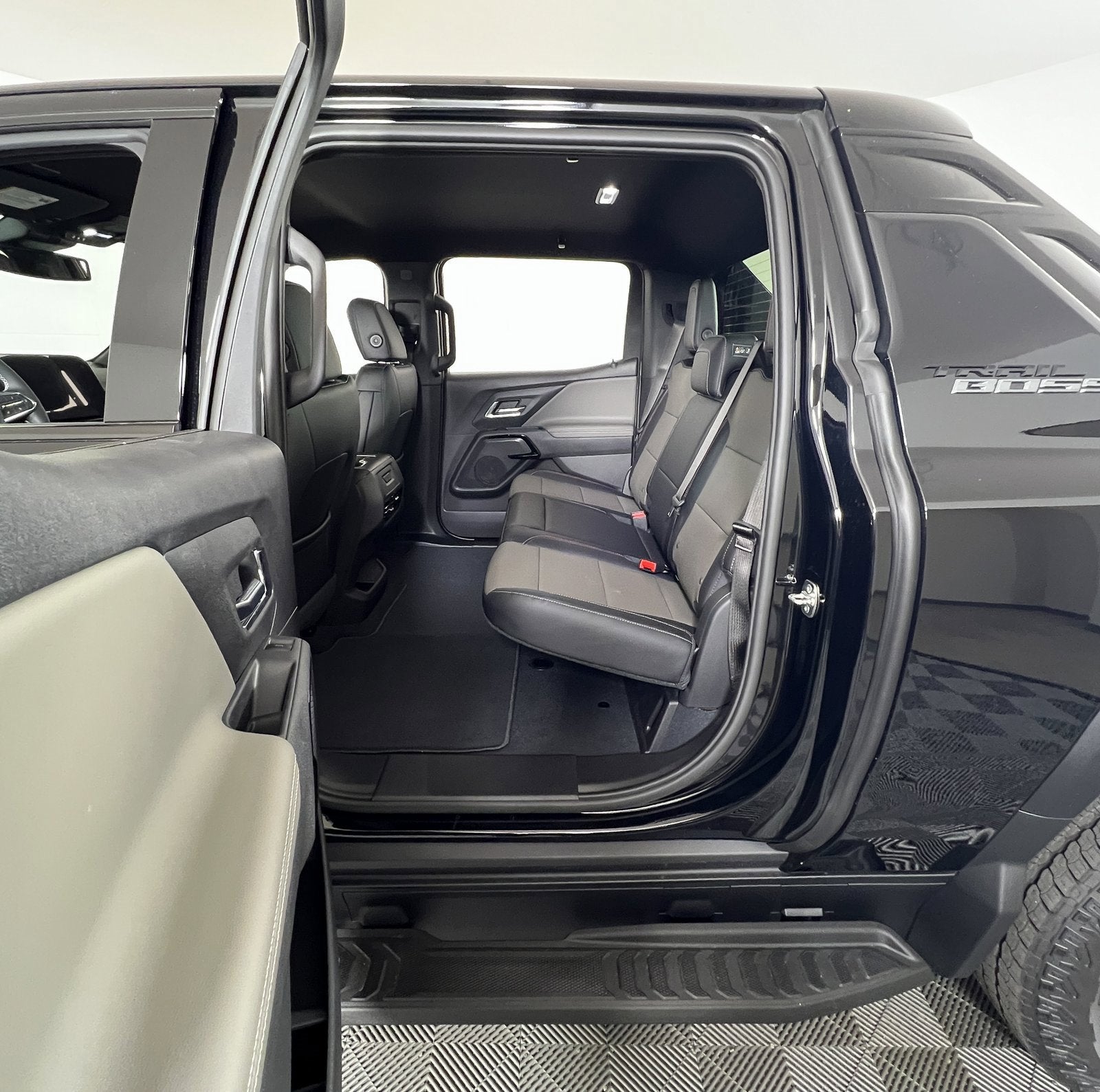 2026 Chevrolet Silverado EV Trail Boss - Extended Range