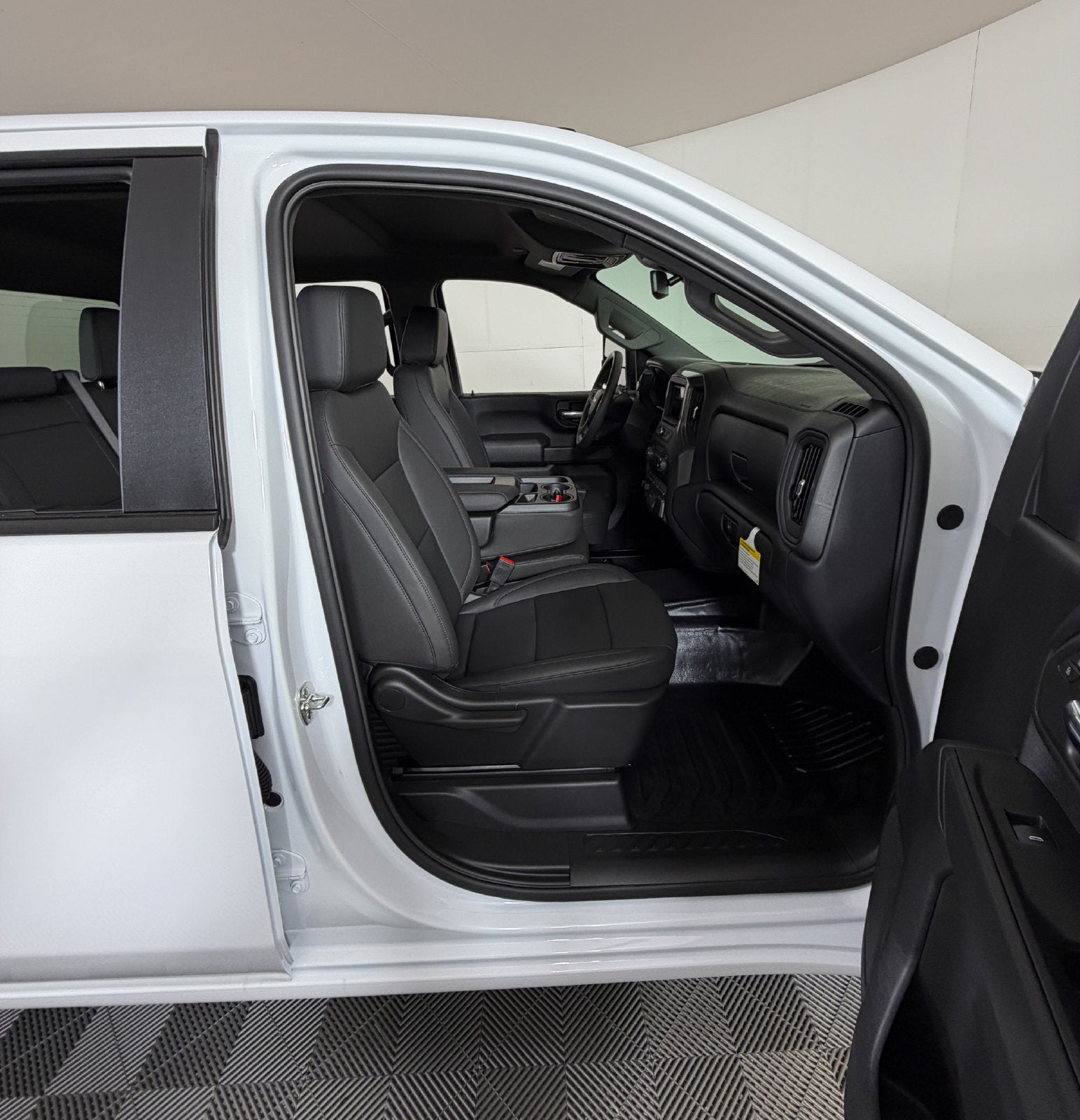 2026 Chevrolet Silverado 3500 HD WT DRW