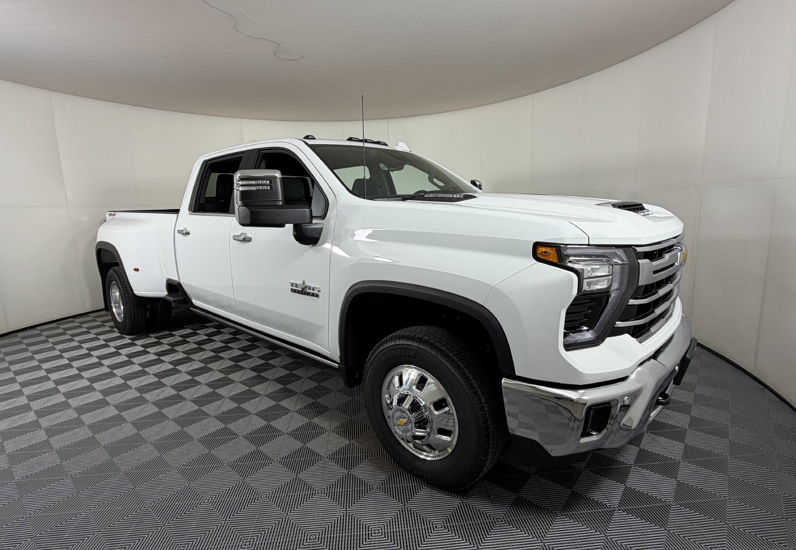 2026 Chevrolet Silverado 3500 HD LTZ DRW