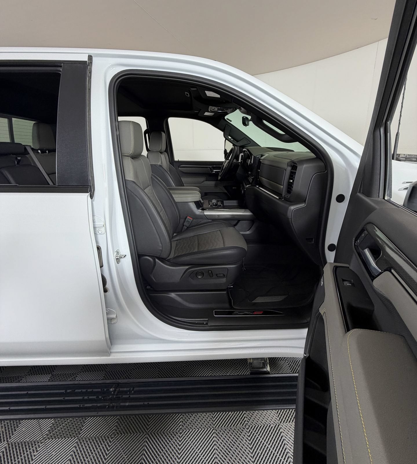 2025 Chevrolet Silverado 2500 HD ZR2