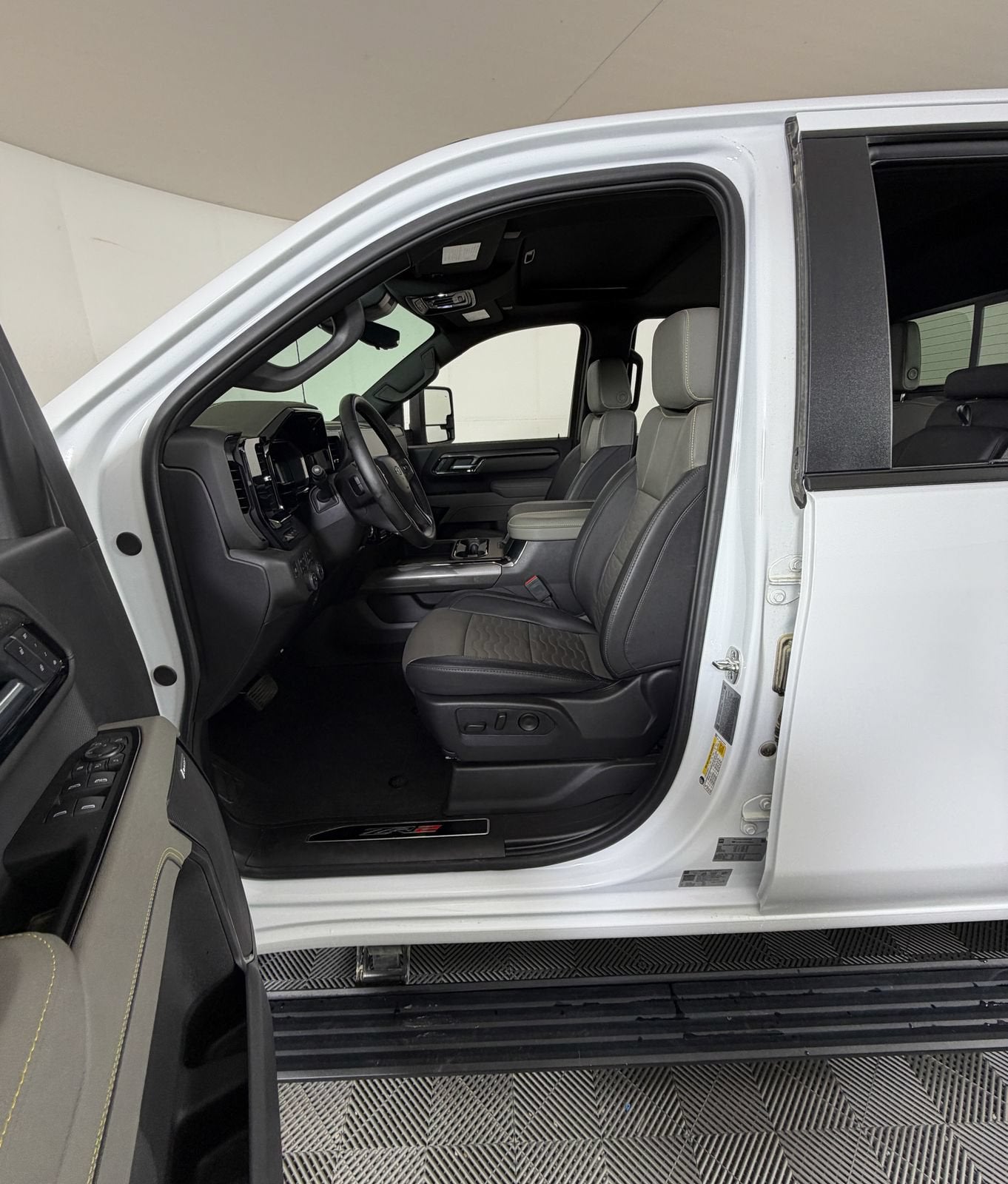 2025 Chevrolet Silverado 2500 HD ZR2