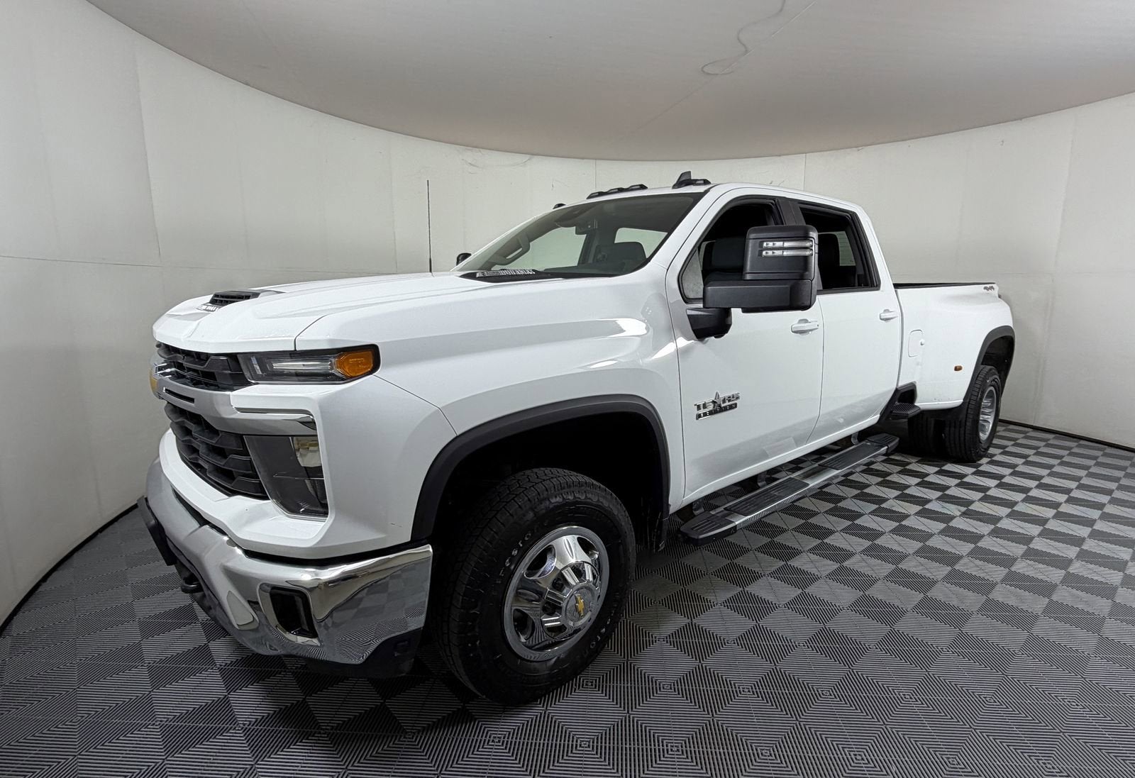 2024 Chevrolet Silverado 3500 HD LT DRW