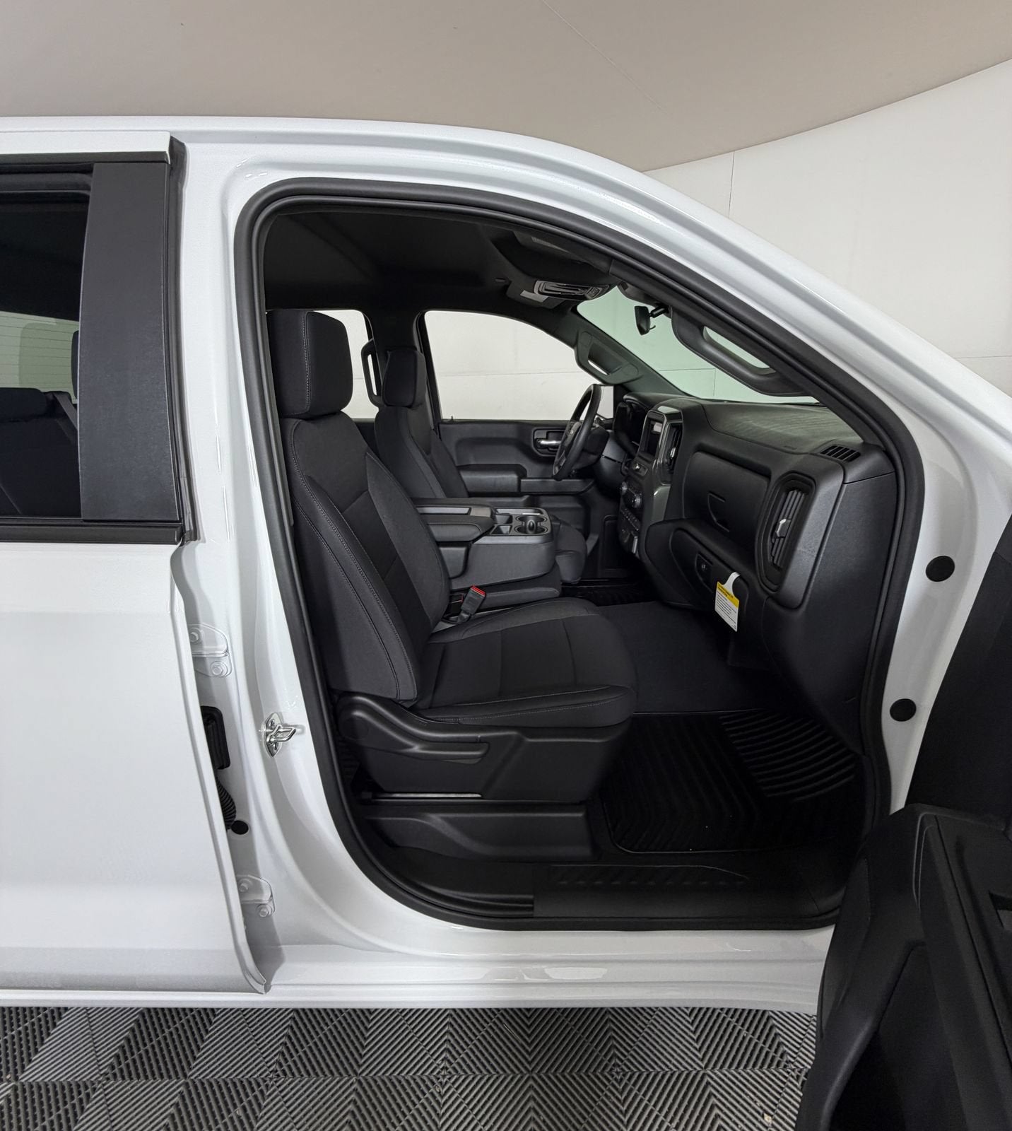 2026 Chevrolet Silverado 1500 Custom - Photo 6
