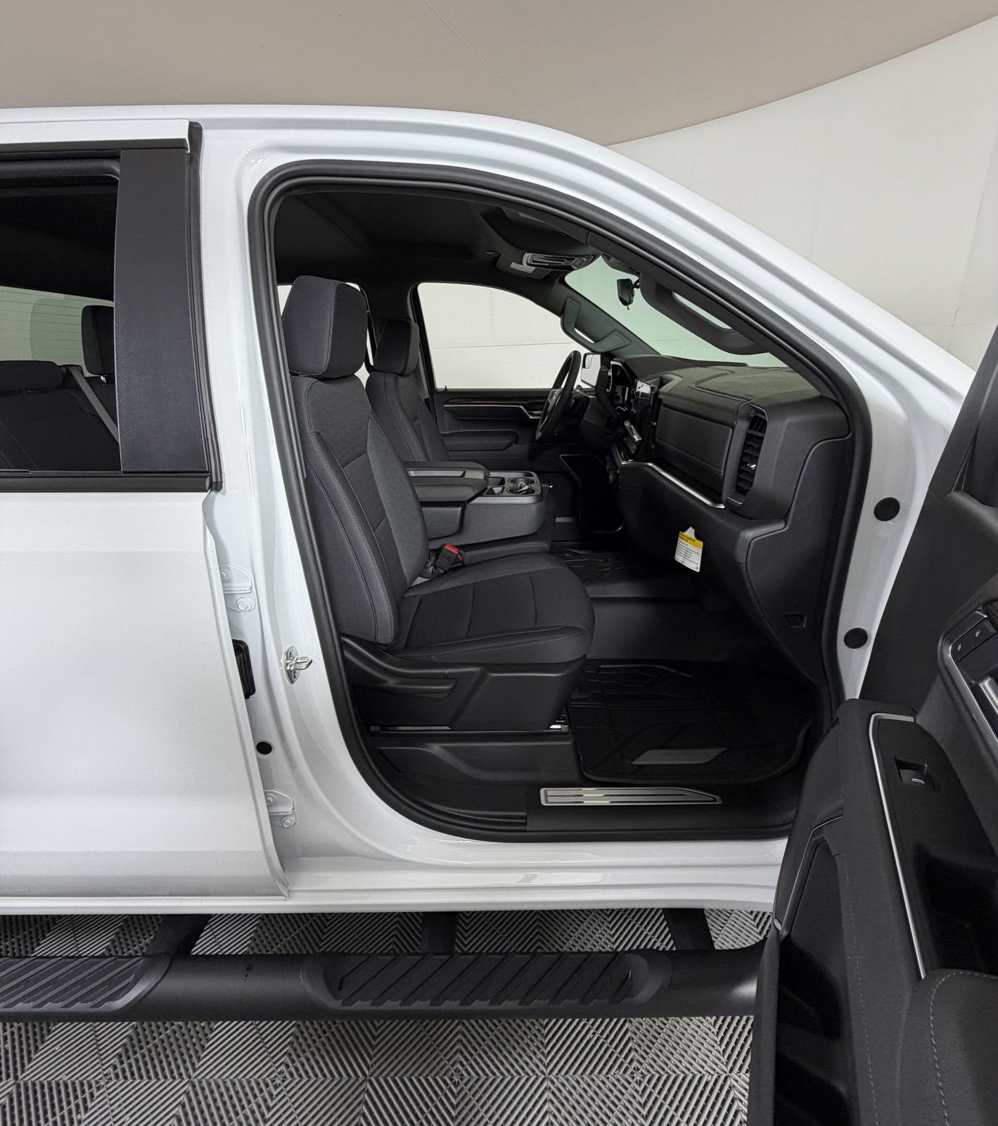 2026 Chevrolet Silverado 1500 RST - Photo 6