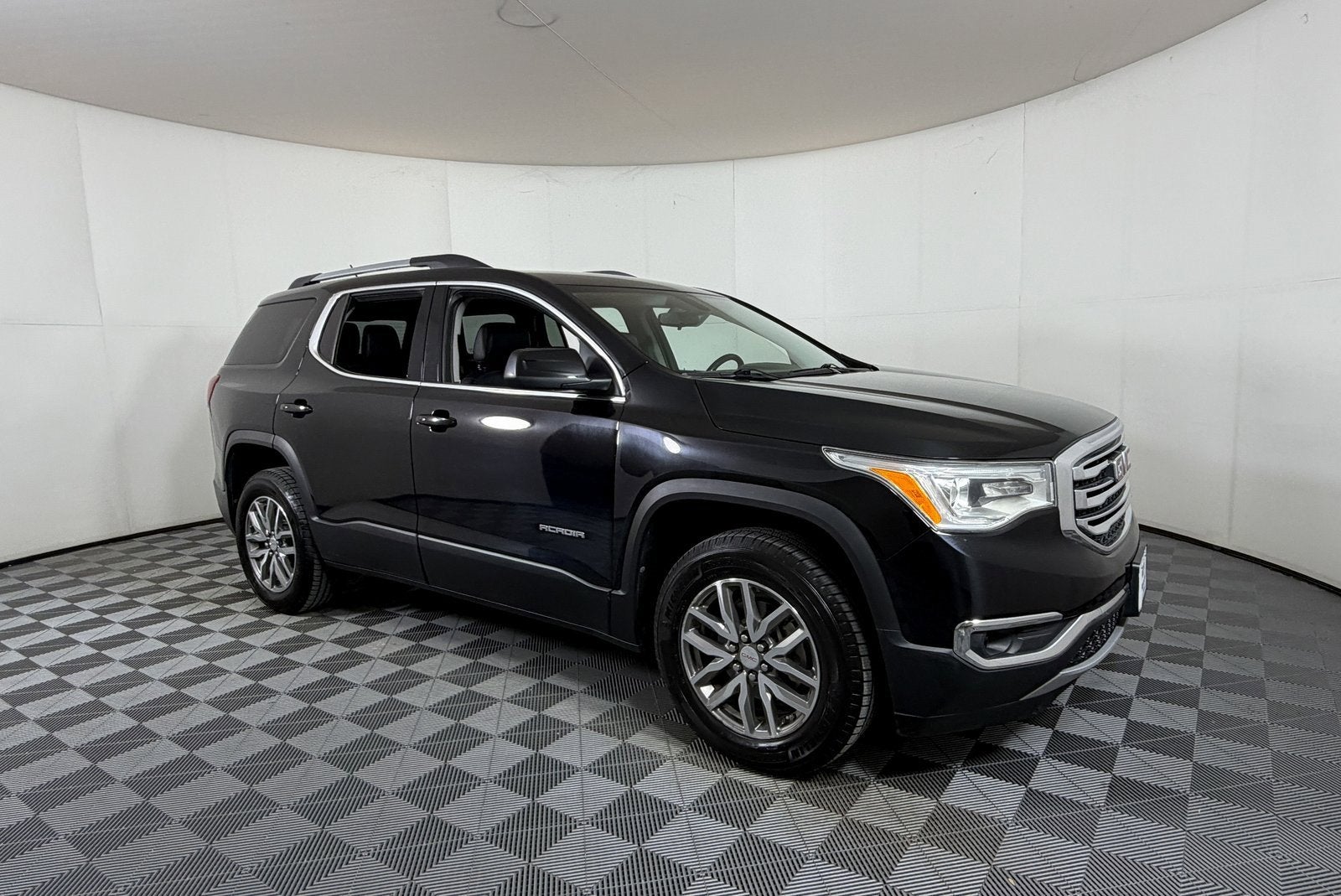 2019 GMC Acadia SLE
