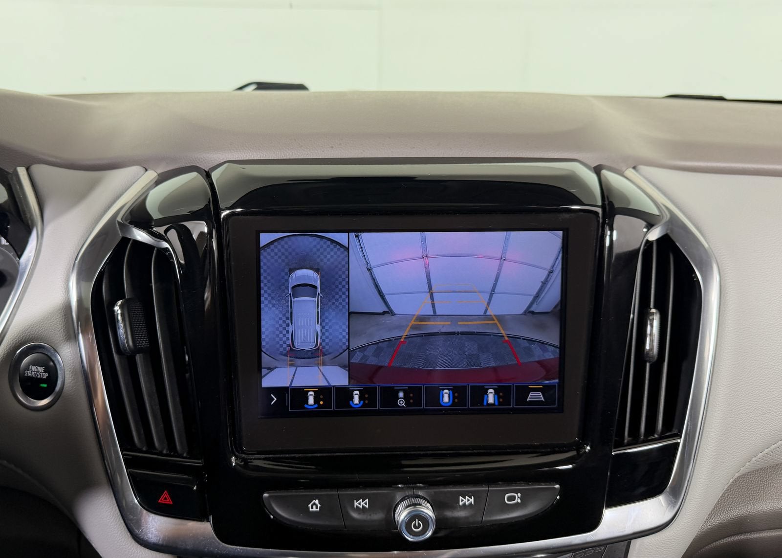 2021 Chevrolet Traverse Premier