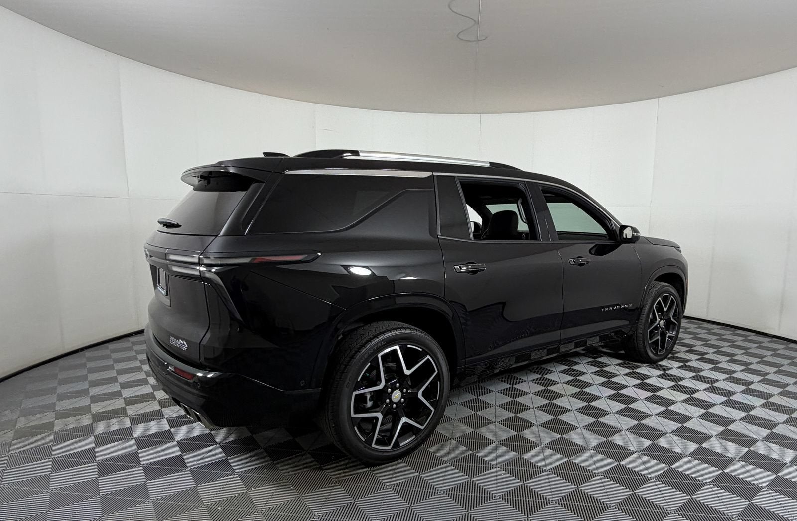 2025 Chevrolet Traverse High Country