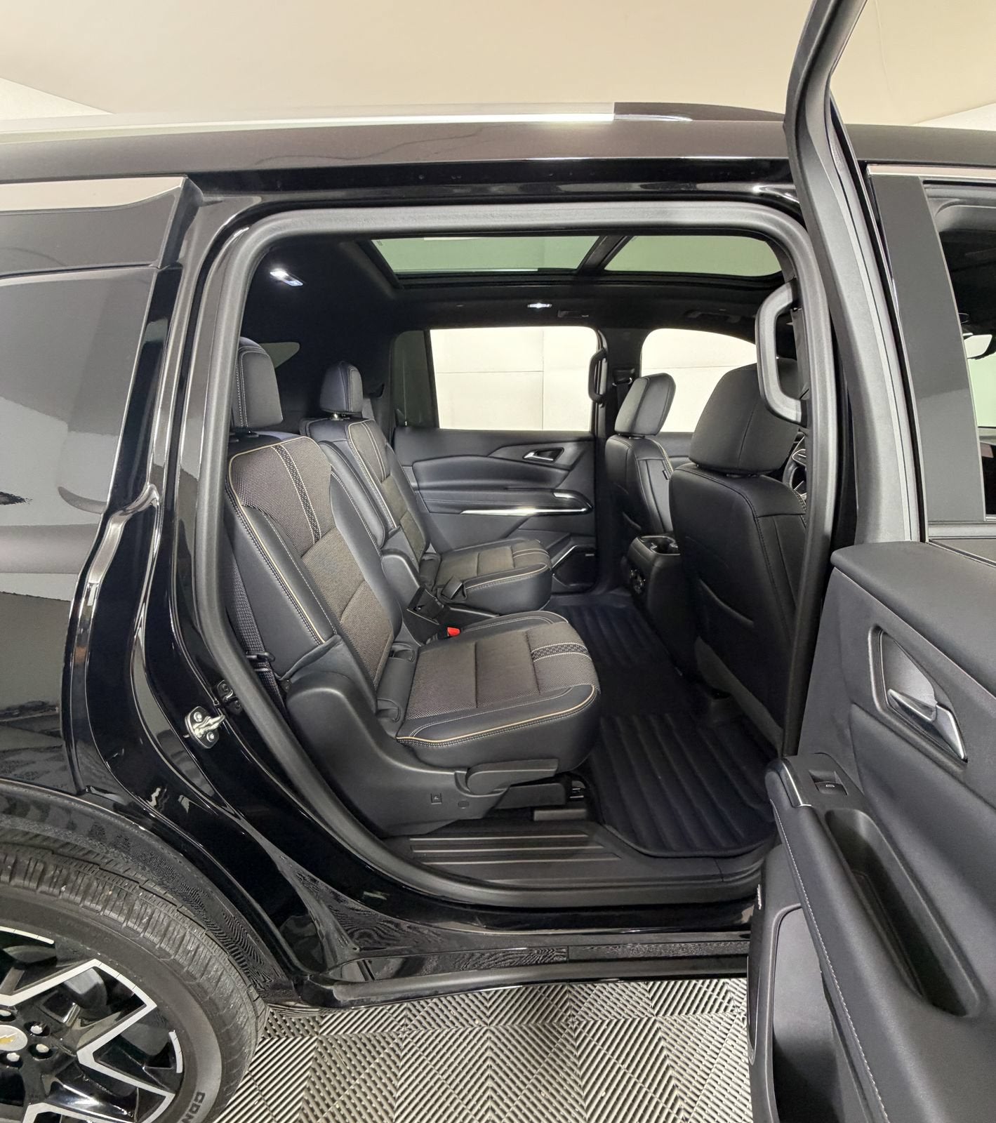 2025 Chevrolet Traverse High Country