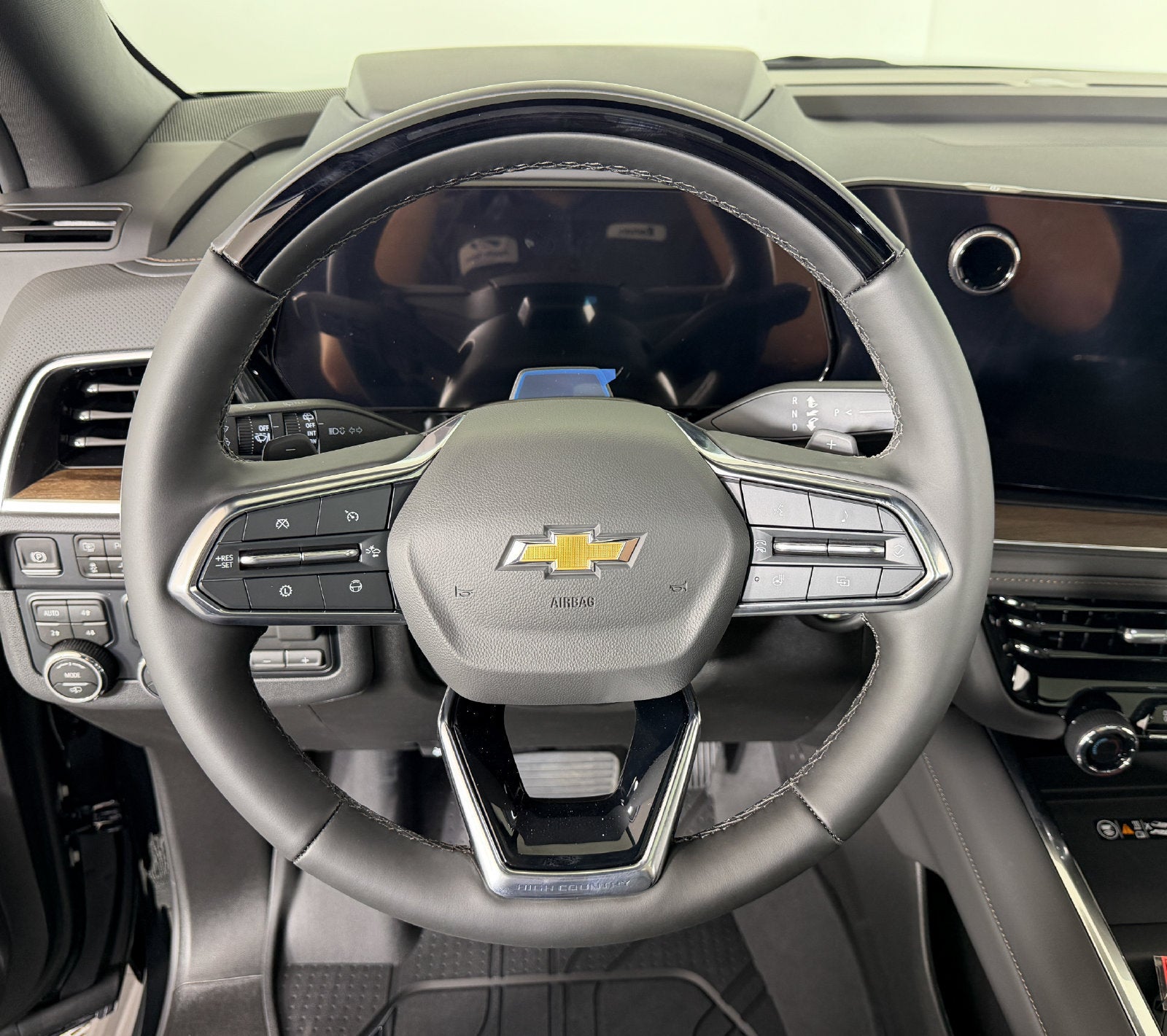 2027 Chevrolet Tahoe High Country - Photo 11