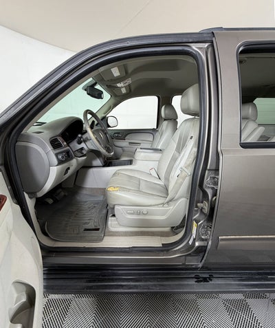 2011 Chevrolet Suburban LT