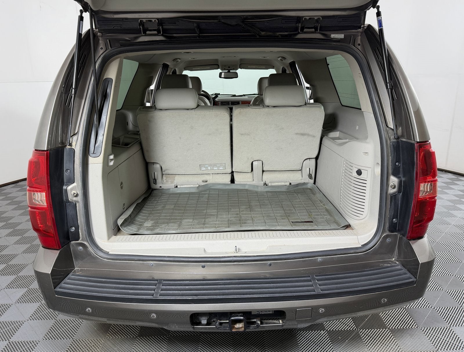 2011 Chevrolet Suburban LT