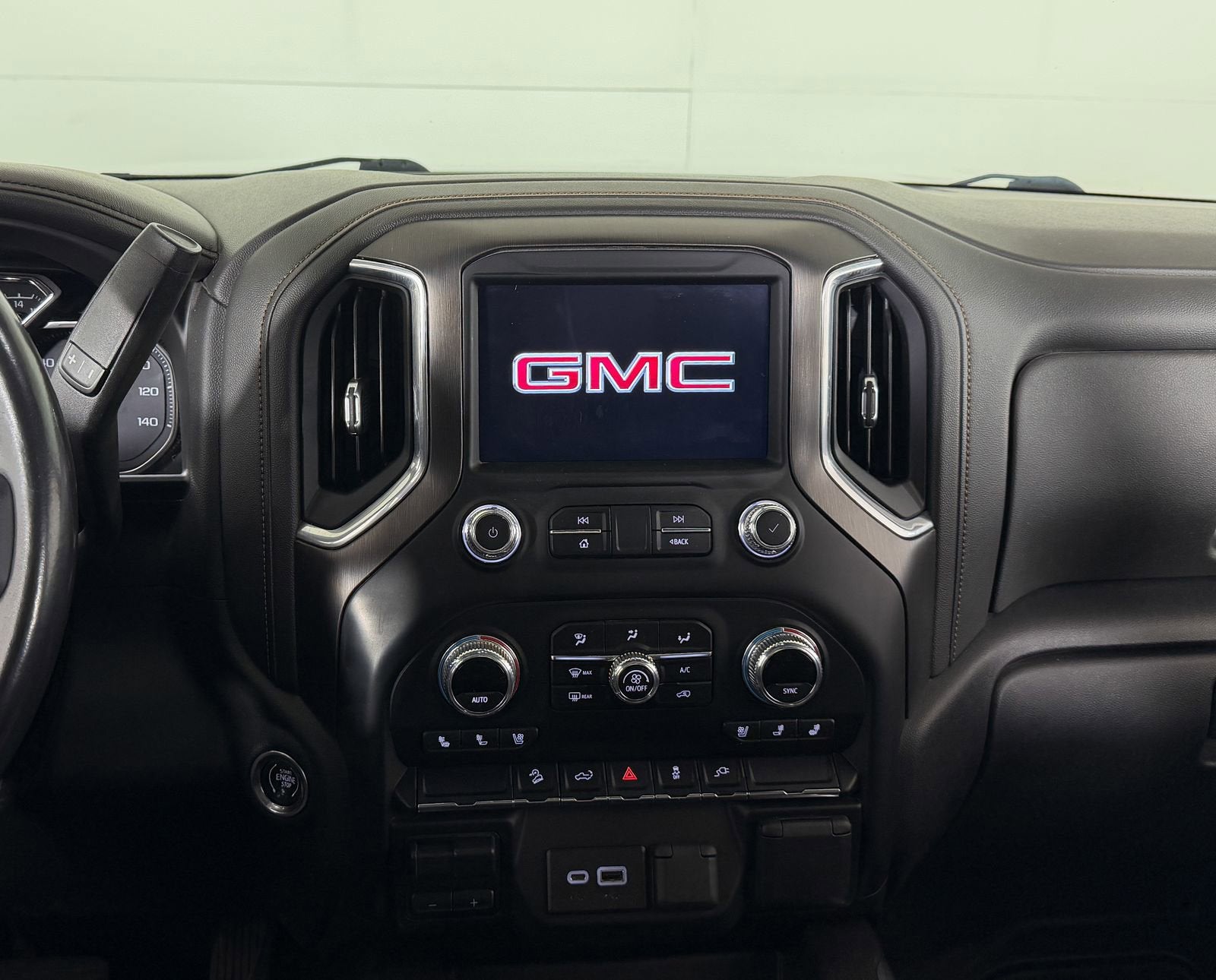 2022 GMC Sierra 2500 HD AT4
