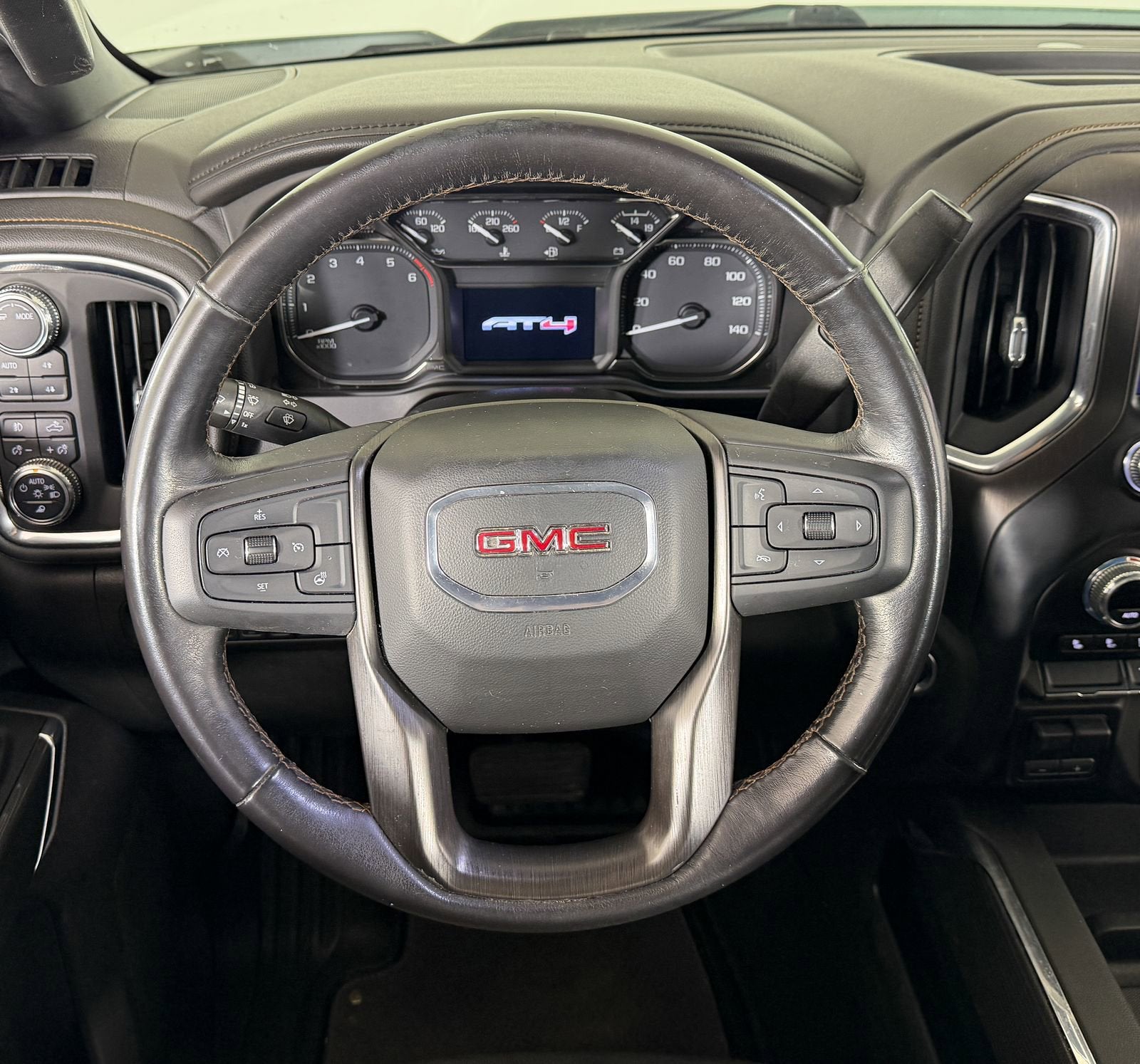 2022 GMC Sierra 2500 HD AT4