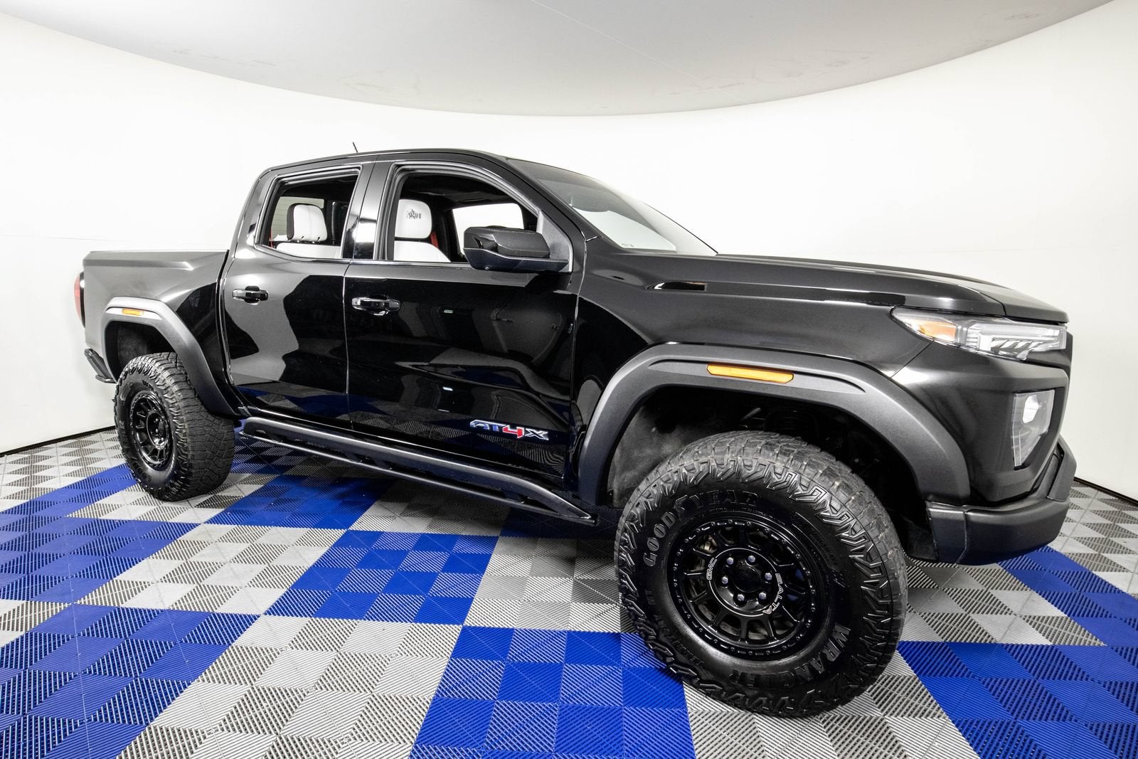 2024 GMC Canyon AT4X