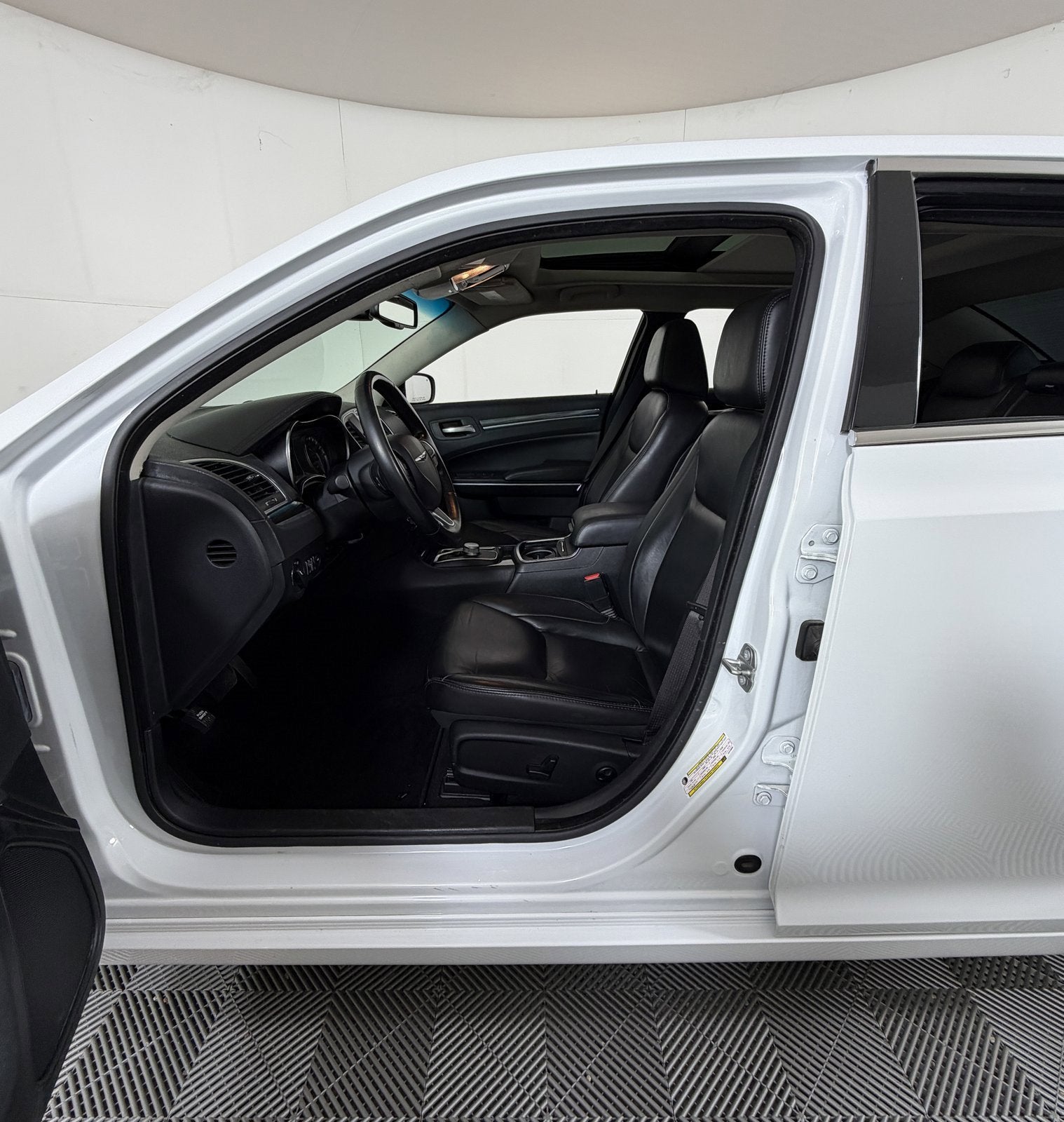 2020 Chrysler 300 Touring L