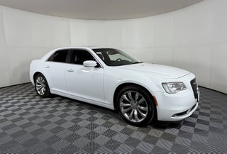 2020 Chrysler 300 Touring L
