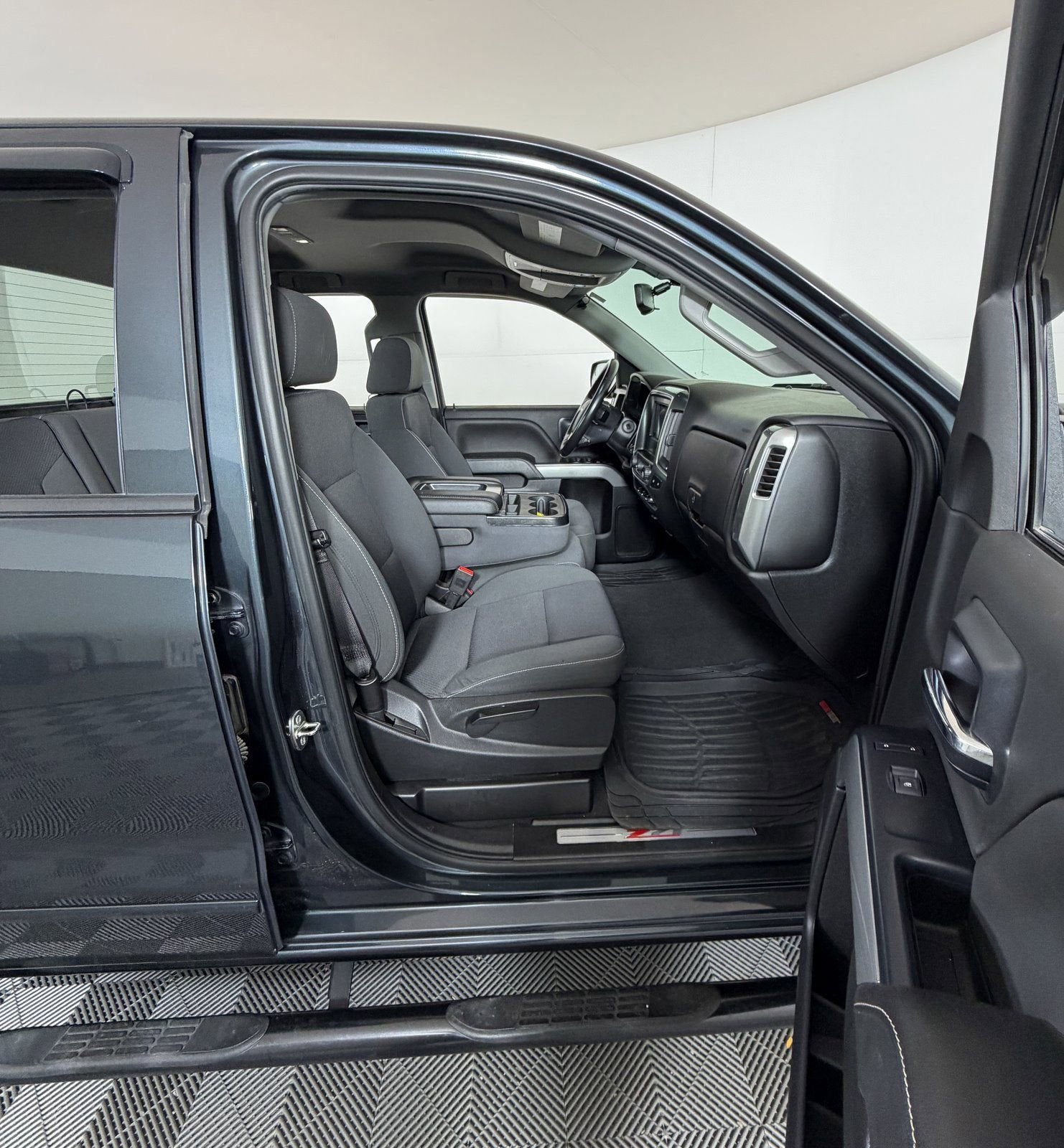 2019 Chevrolet Silverado LD LT