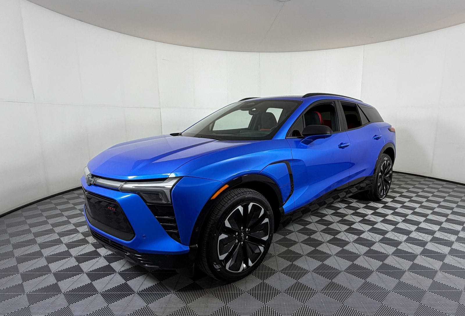 Used 2025 Chevrolet Blazer EV RS with VIN 3GNKD1RJ0SS106210 for sale in Marlin, TX