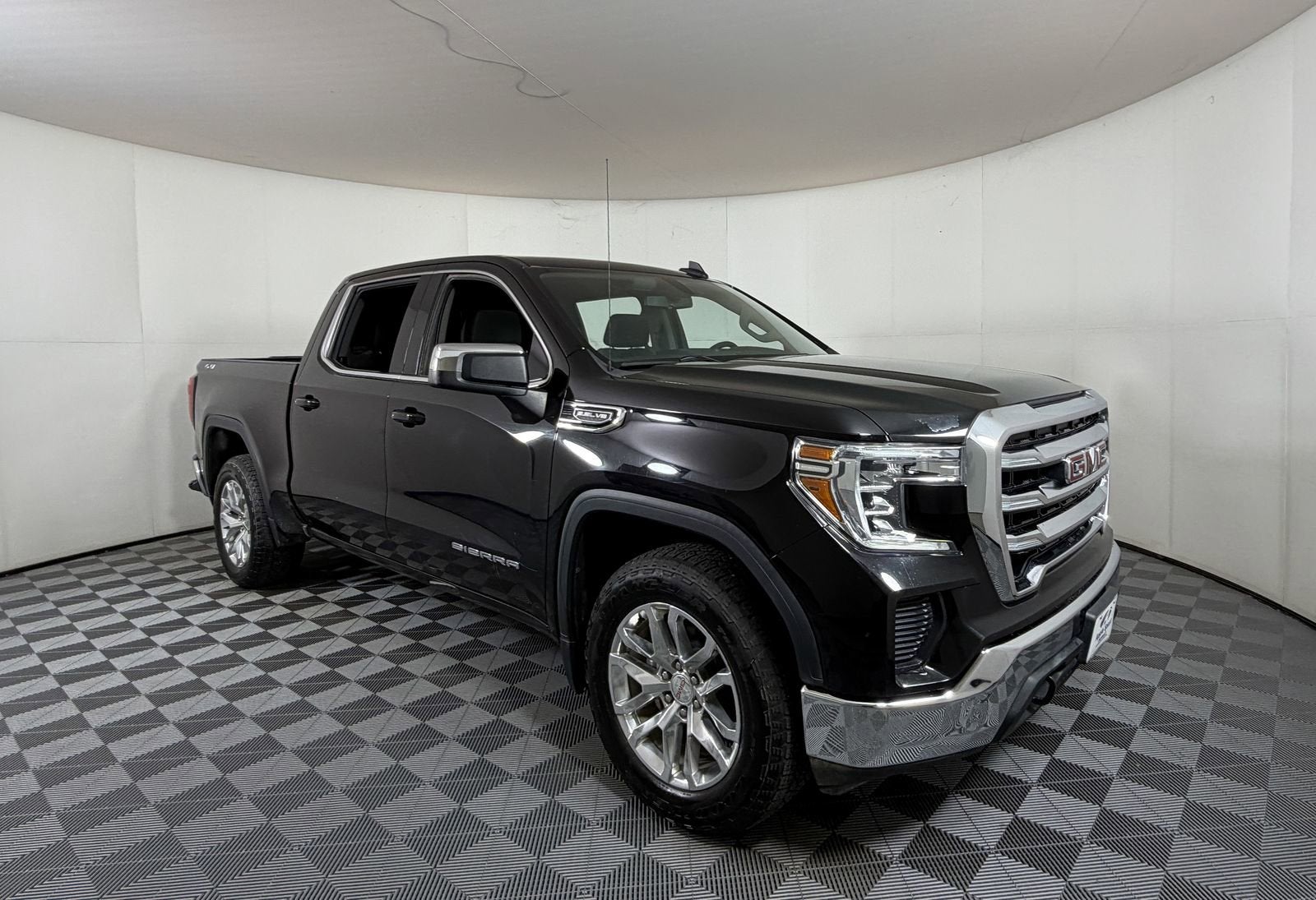 2020 GMC Sierra 1500 SLE