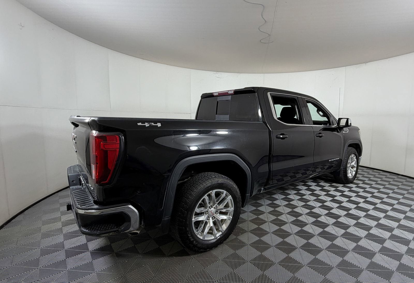 2020 GMC Sierra 1500 SLE