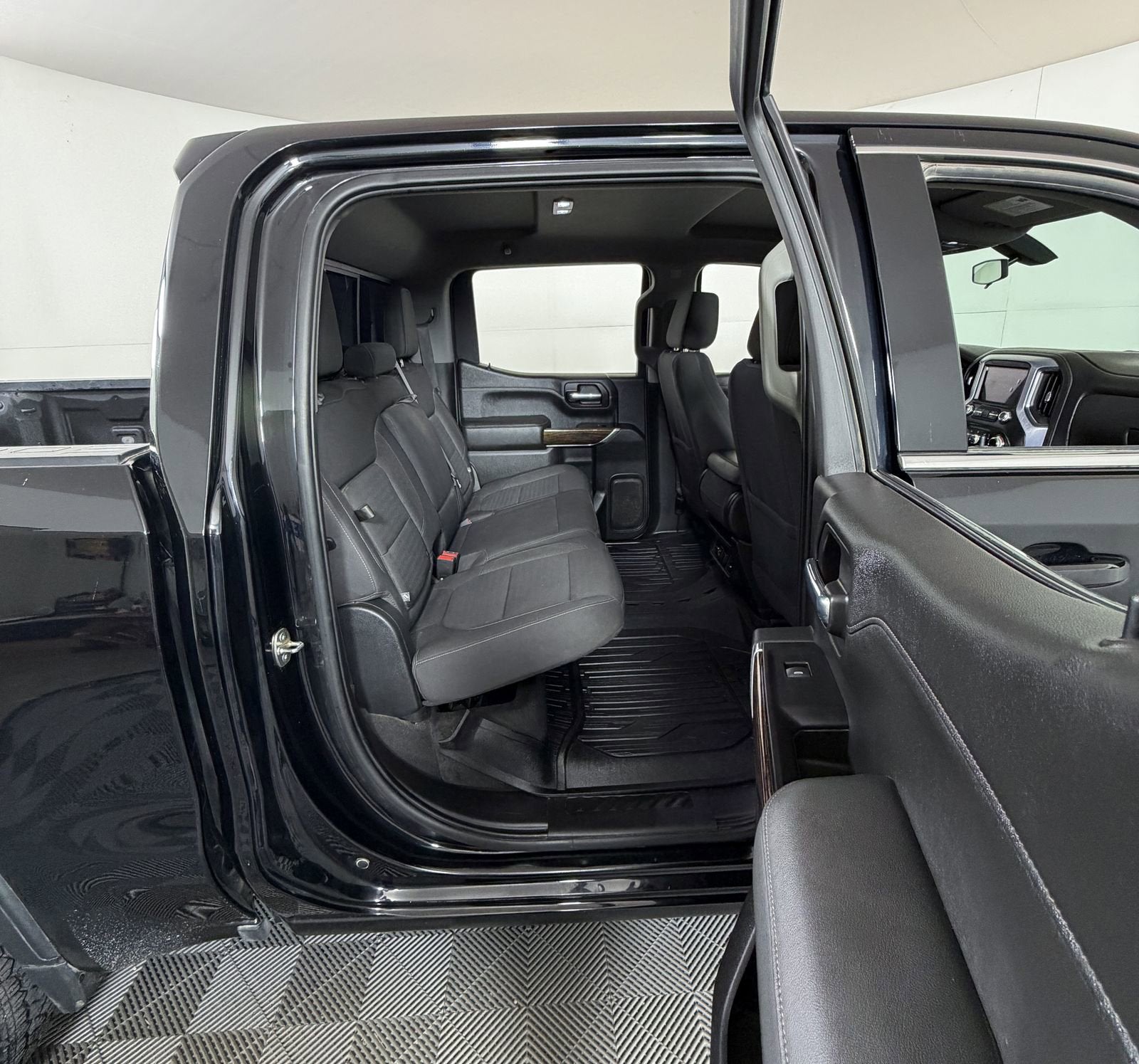 2020 GMC Sierra 1500 SLE