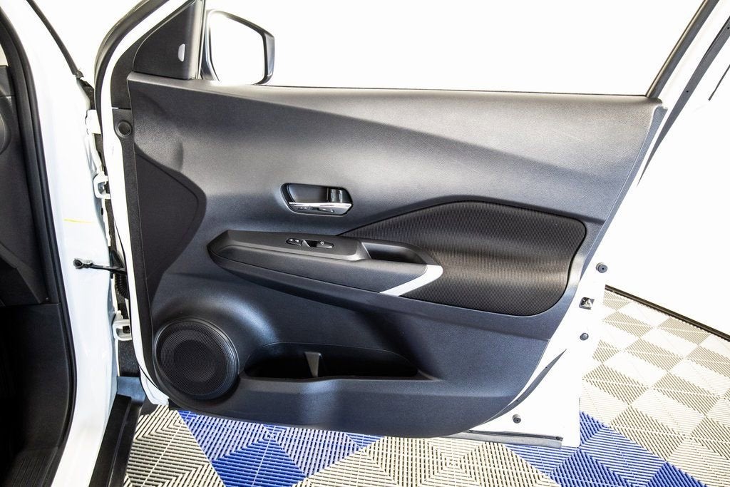 2024 Nissan Kicks SV Xtronic CVT