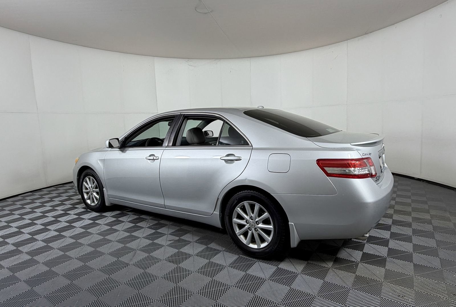 2011 Toyota Camry XLE V6