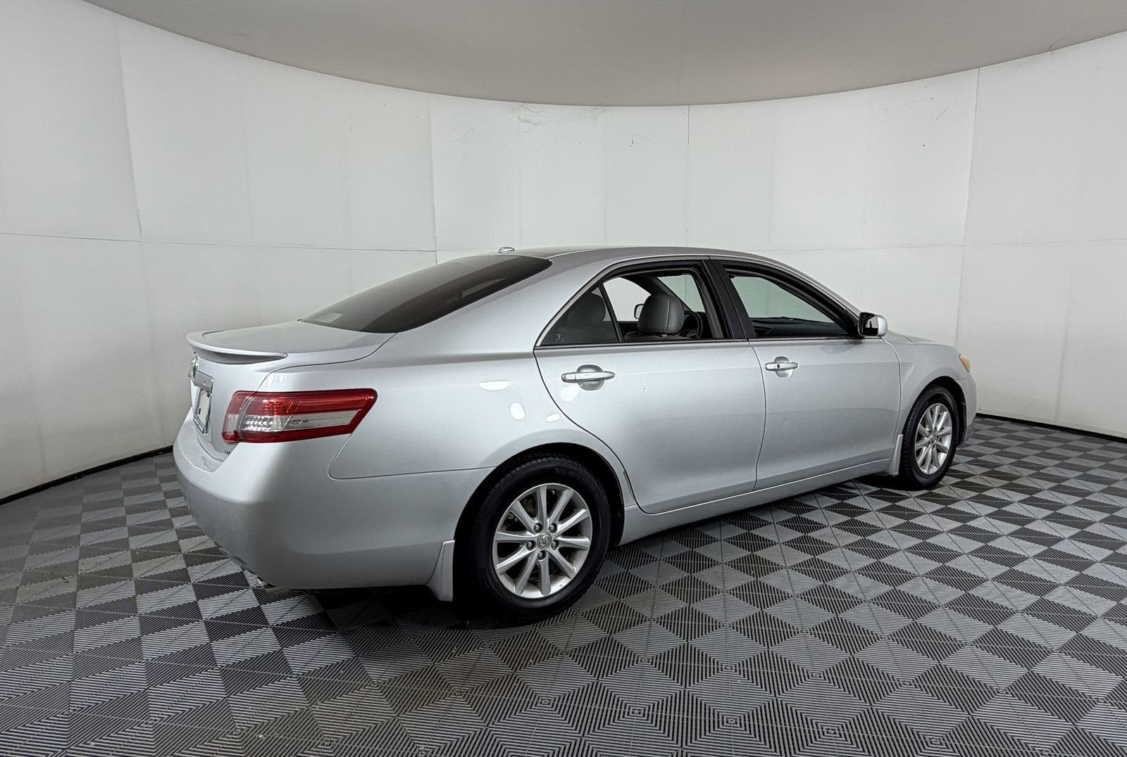 2011 Toyota Camry XLE V6
