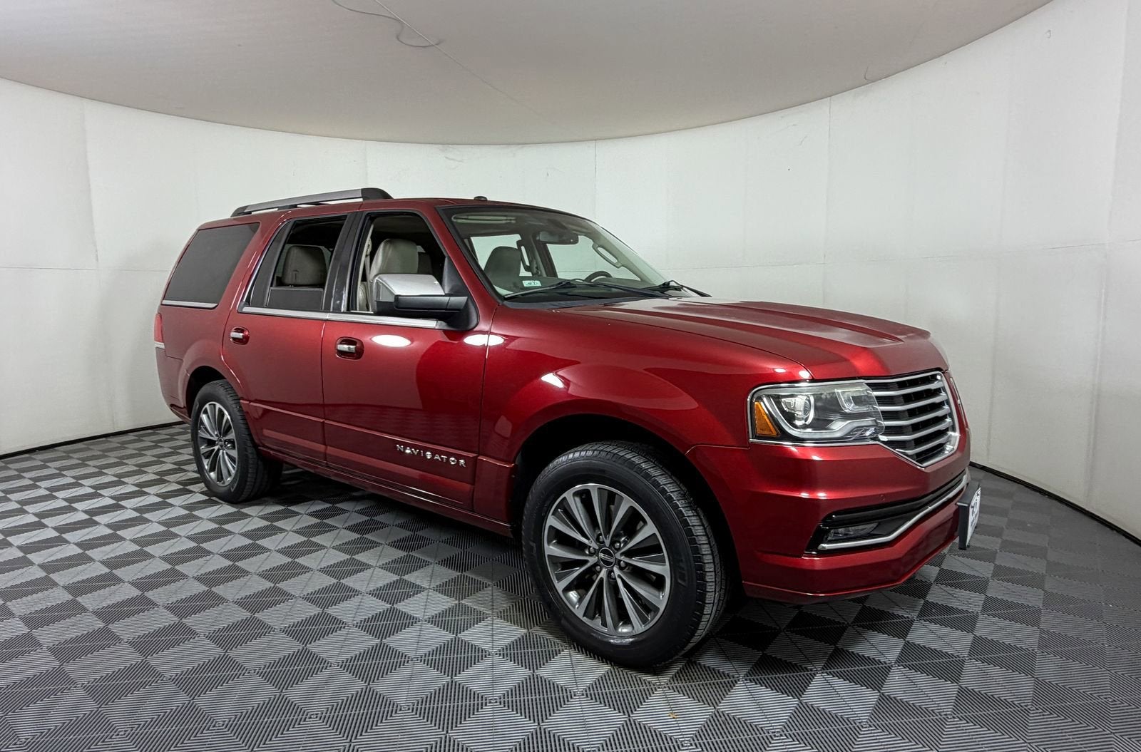 2017 Lincoln Navigator Select