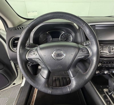 2020 Nissan Pathfinder SL 2WD