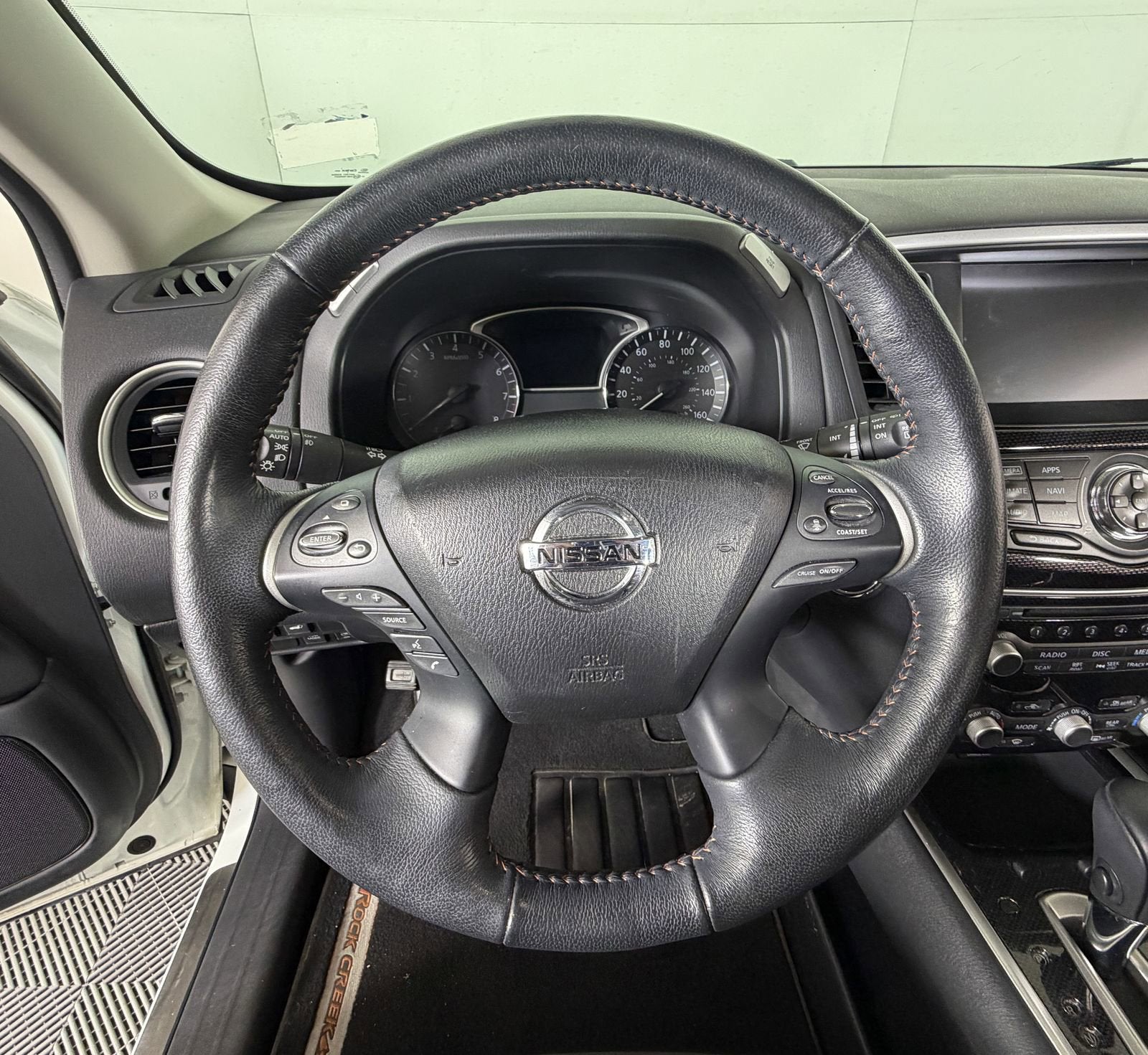 2020 Nissan Pathfinder SL 2WD