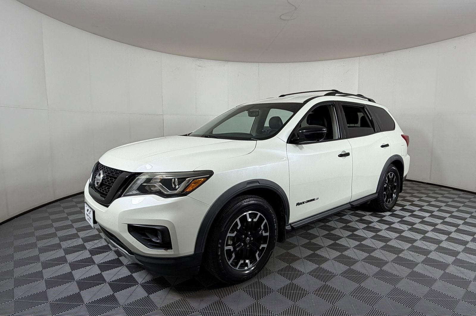 2020 Nissan Pathfinder SL 2WD