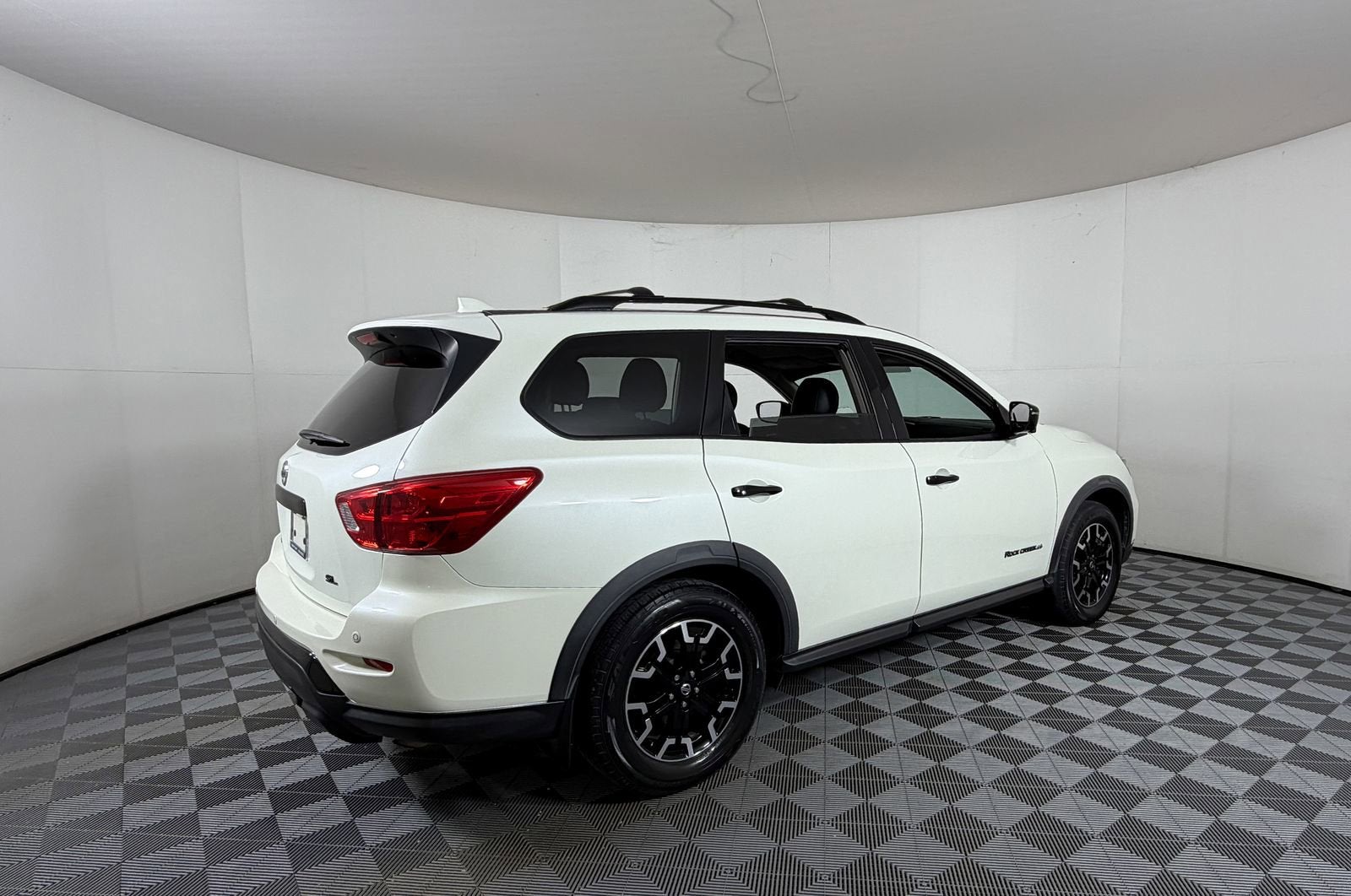 2020 Nissan Pathfinder SL 2WD