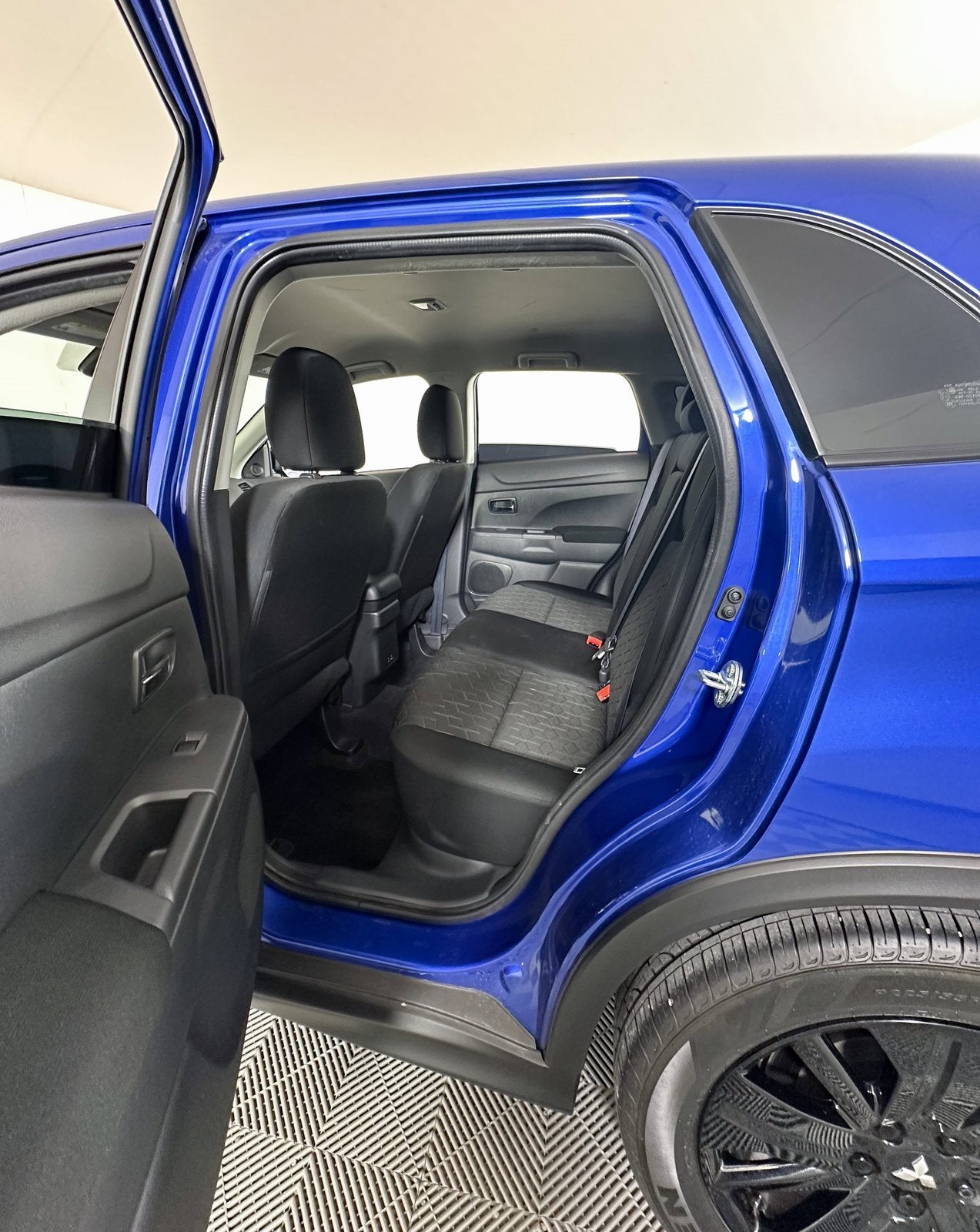 2024 Mitsubishi Outlander Sport S