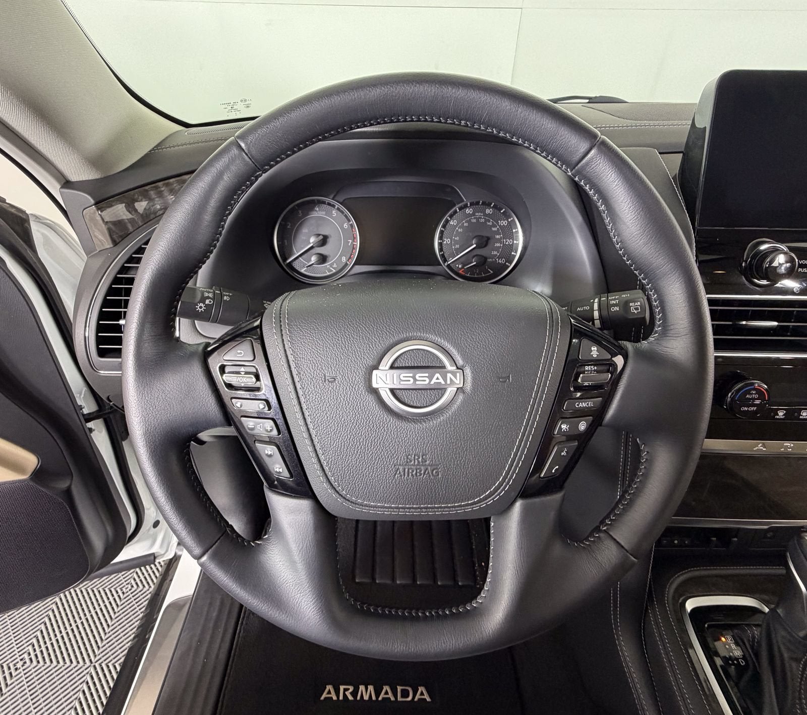 2024 Nissan Armada Platinum 2WD