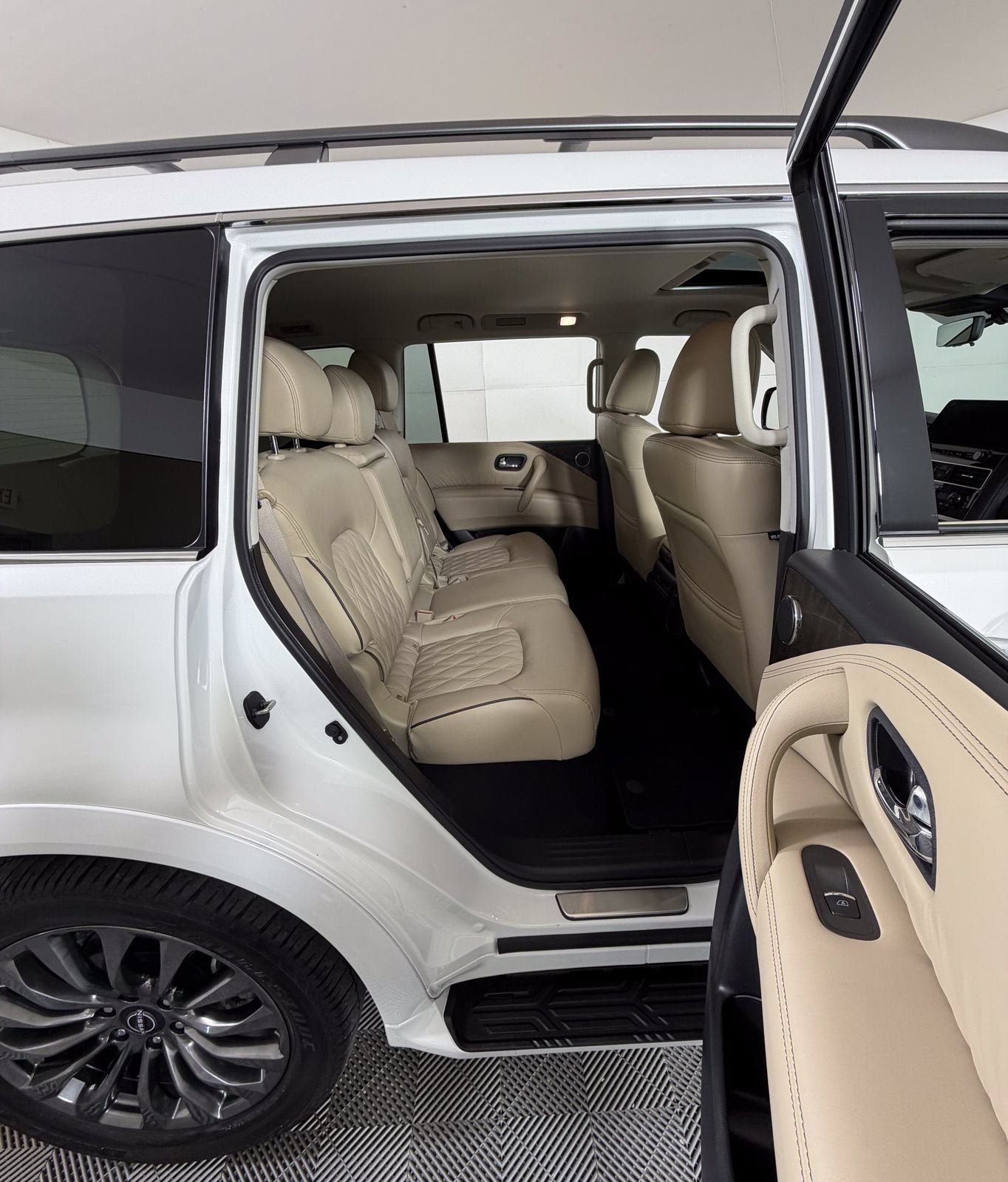 2024 Nissan Armada Platinum 2WD