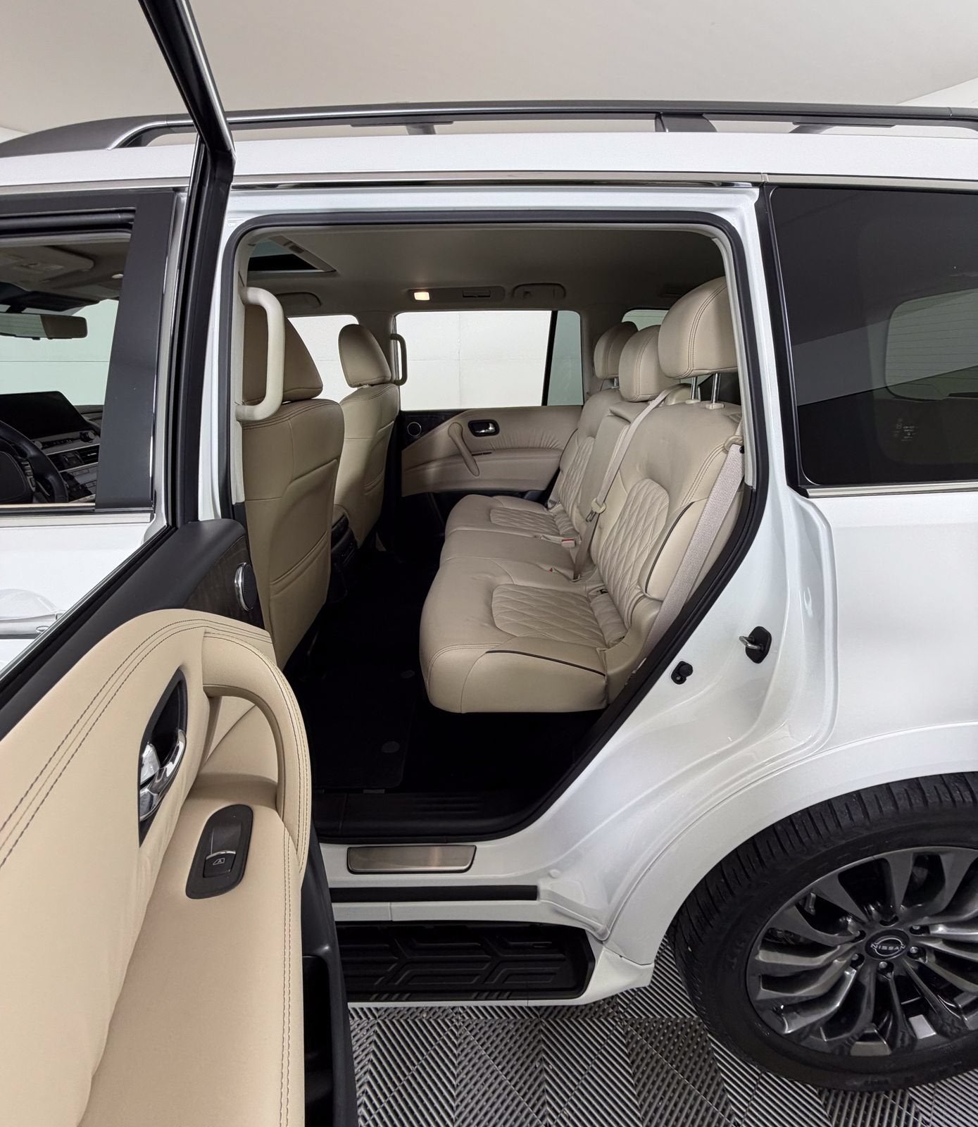2024 Nissan Armada Platinum 2WD