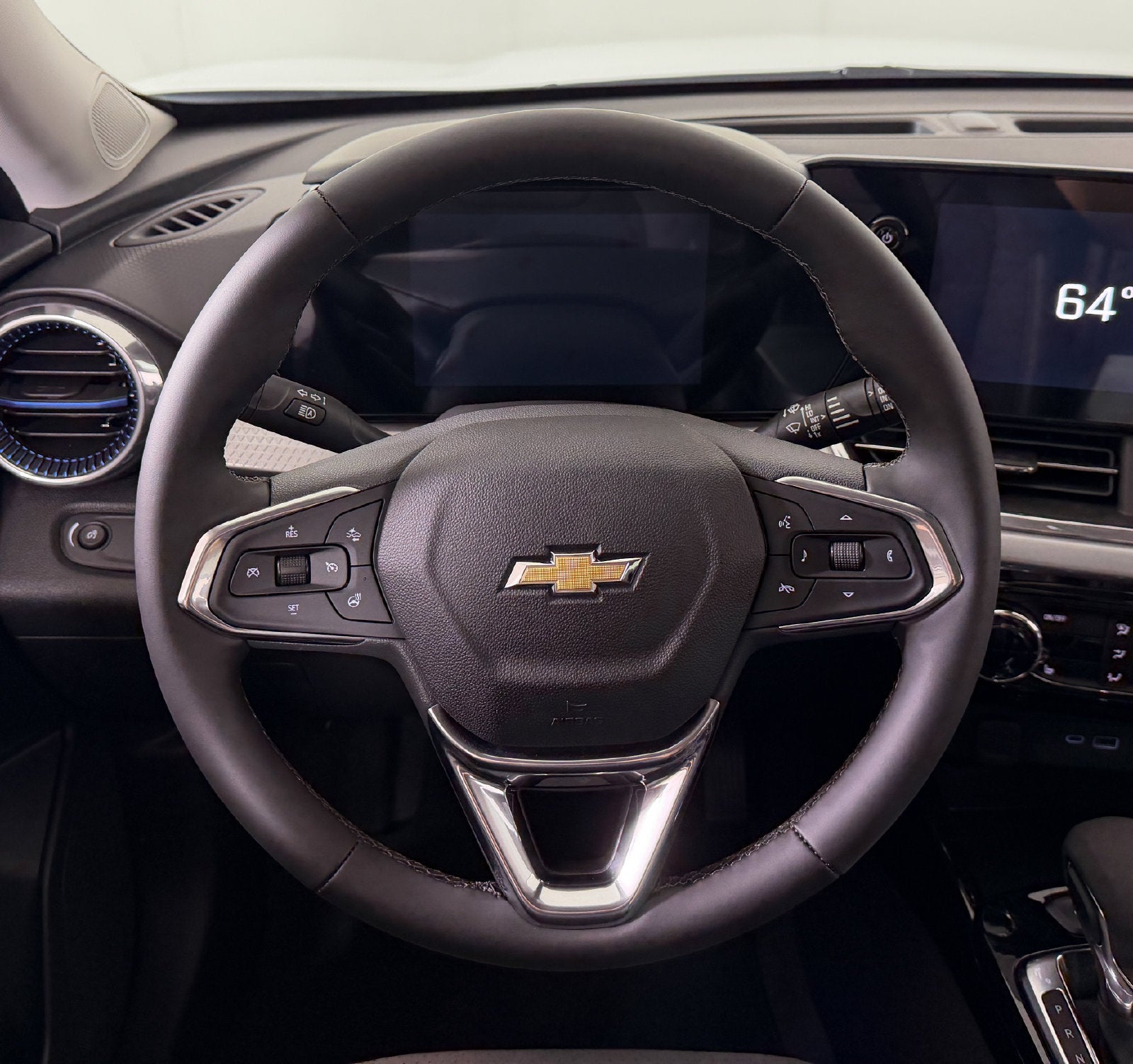 2026 Chevrolet Trax LT - Photo 10